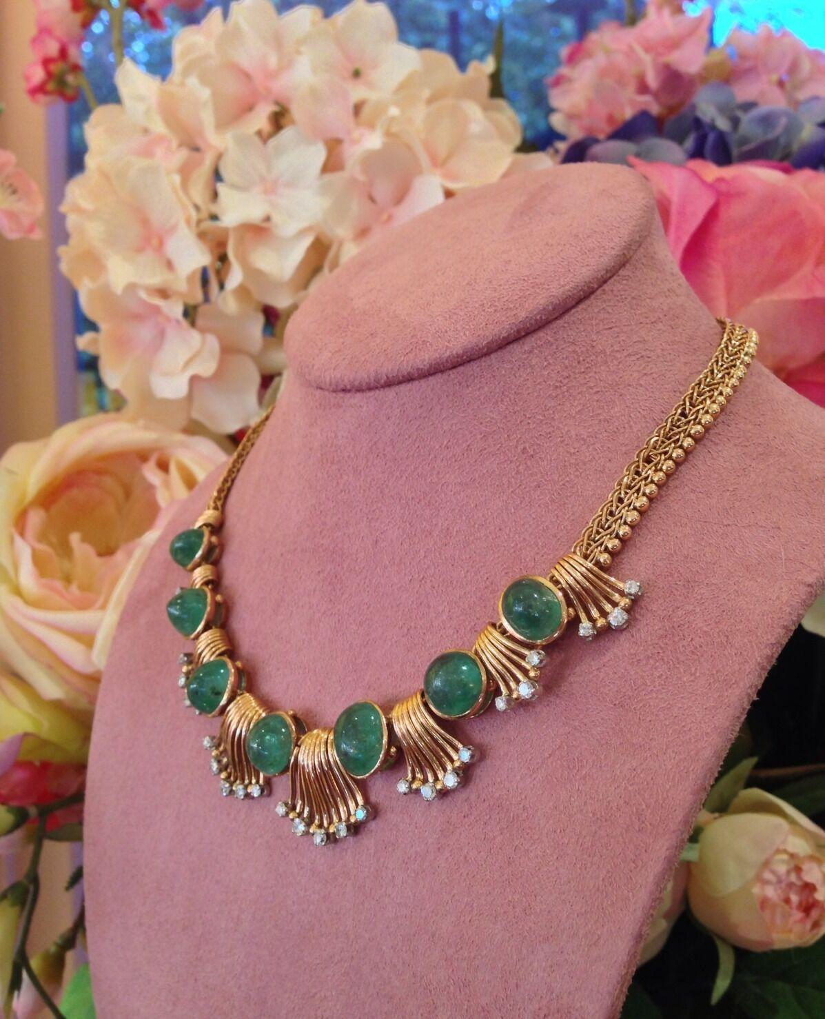 Retro Emerald Cabochon and Diamond Necklace in 18K Rose Gold For Sale 3