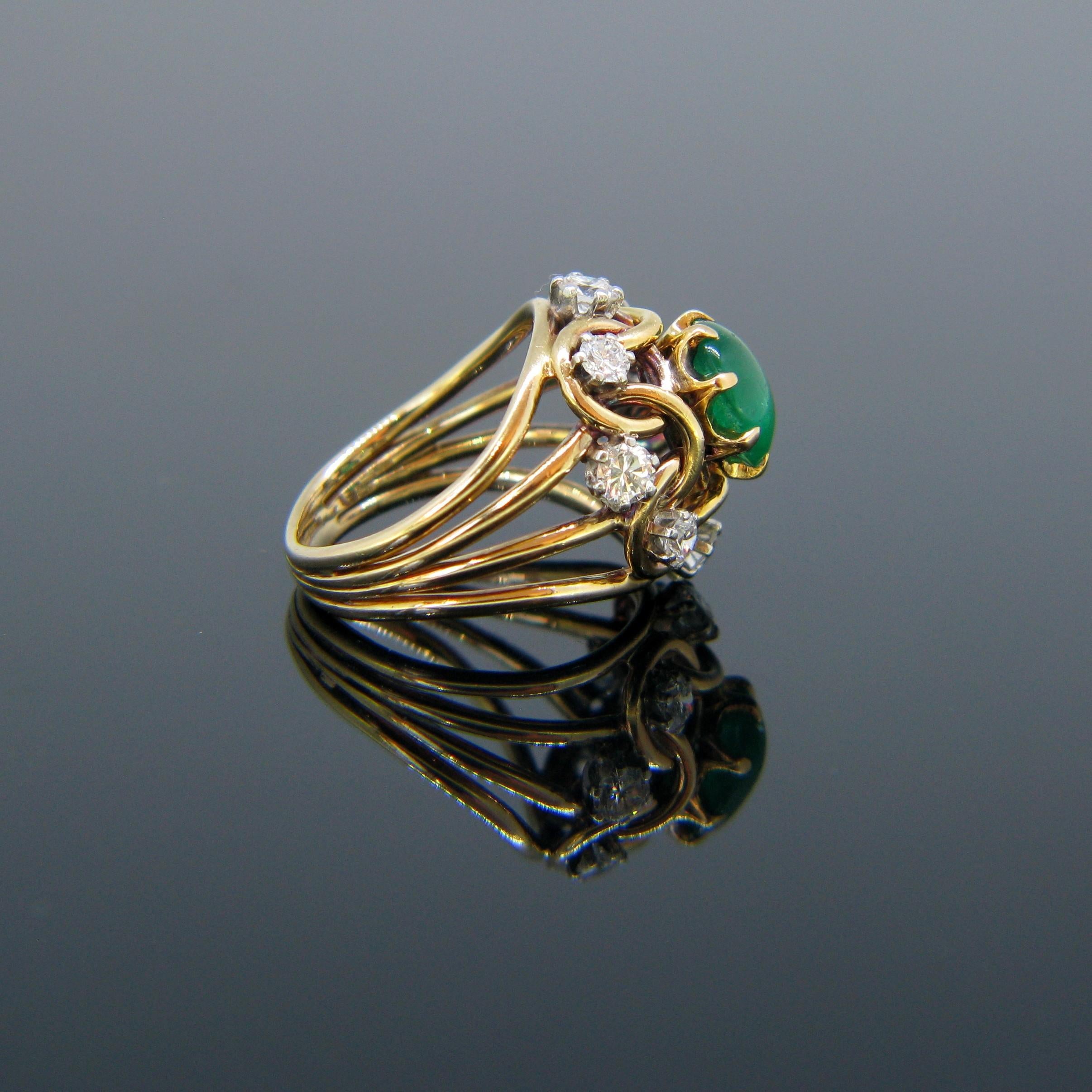 Retro Emerald Cabochon and Diamond Ring, 18kt Yellow Gold, circa 1960 In Good Condition In London, GB