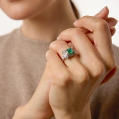 Retro emerald diamond 14k white gold cocktail ring