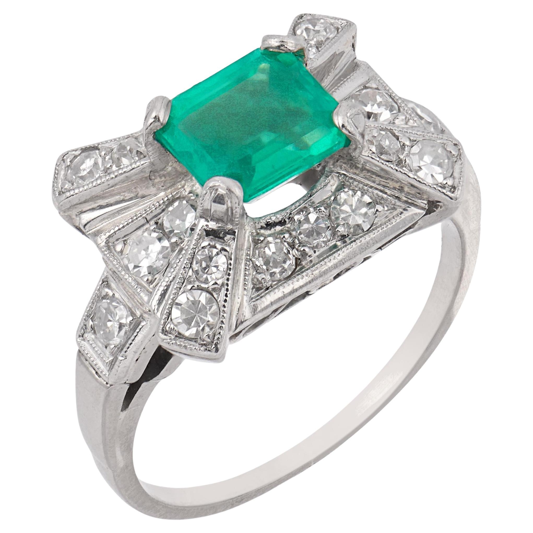 Bague de cocktail rétro émeraude diamant or blanc 14k