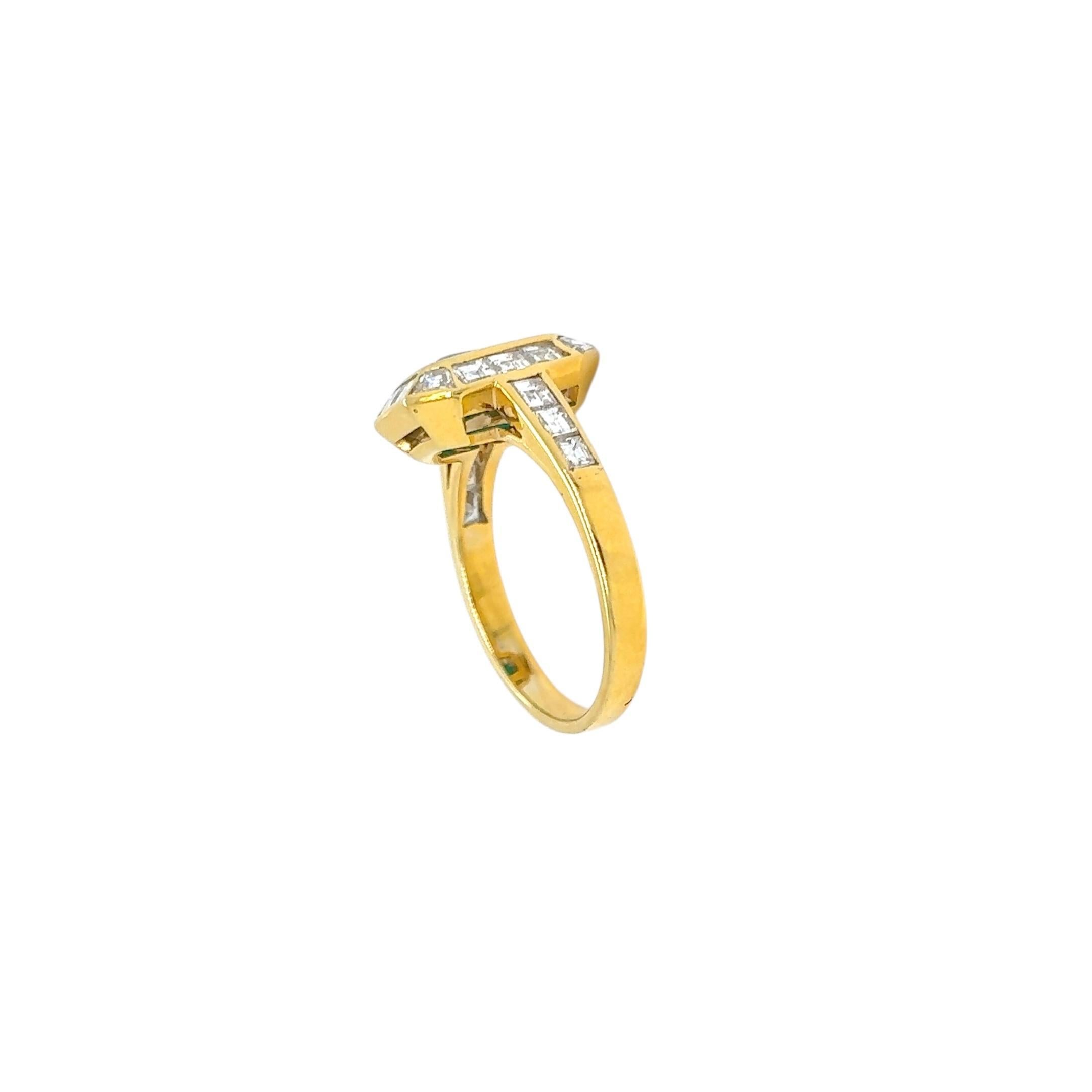Retro Smaragd-Diamant-Goldring Damen im Angebot