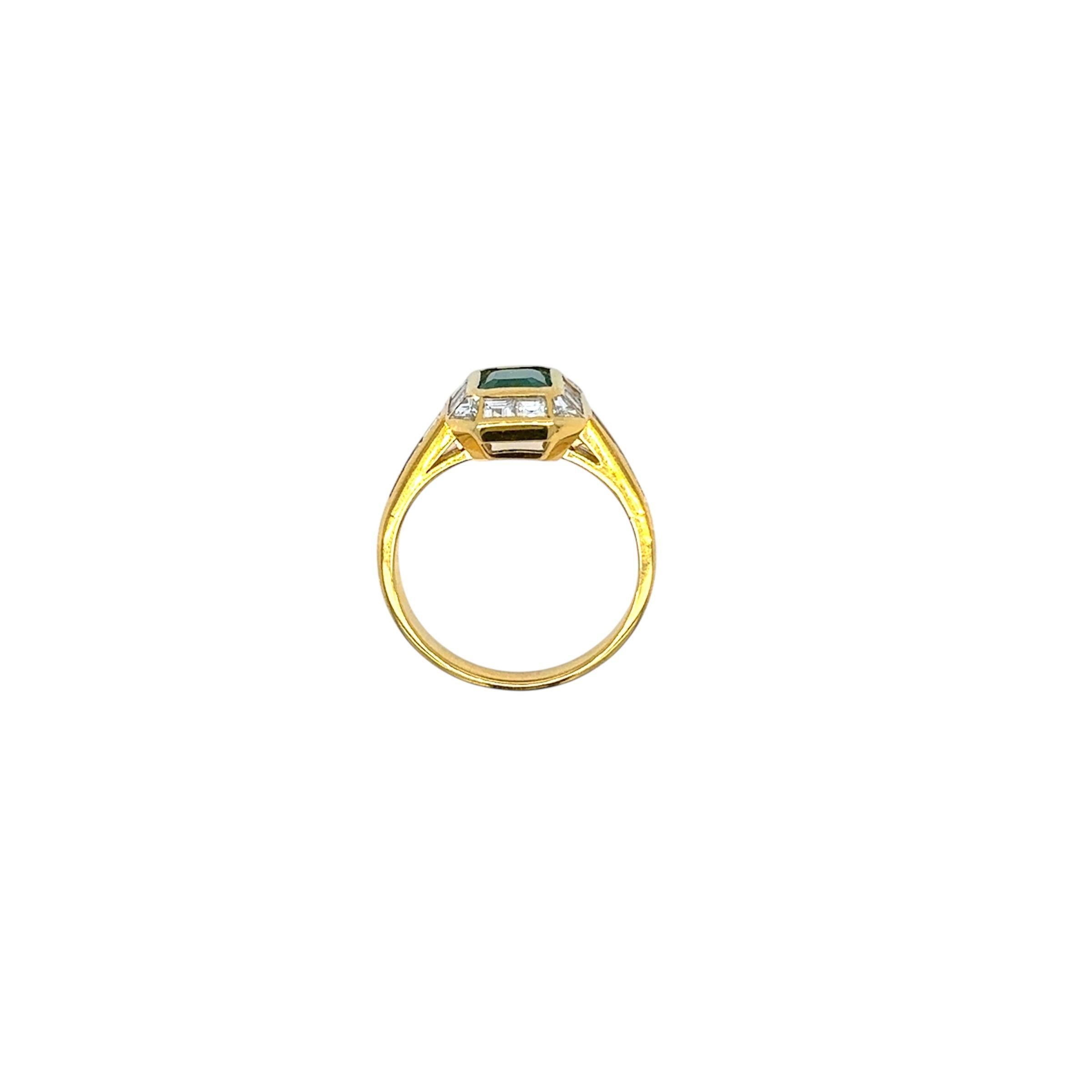 Retro Smaragd-Diamant-Goldring im Angebot 1