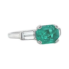 Retro Emerald Diamond Ring