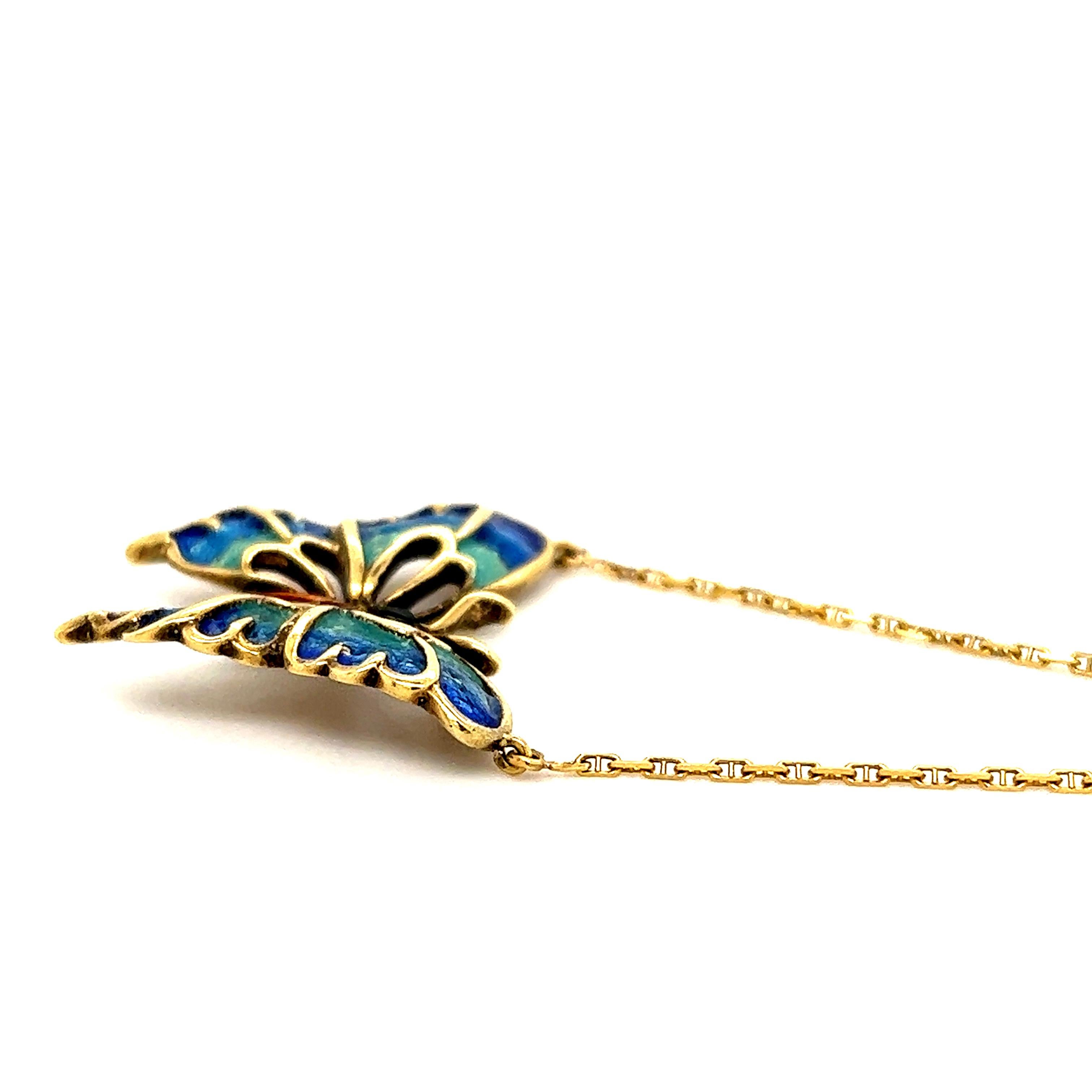 Retro Enamel Butterfly Pendant Necklace 14k Yellow Gold In Good Condition In MIAMI, FL