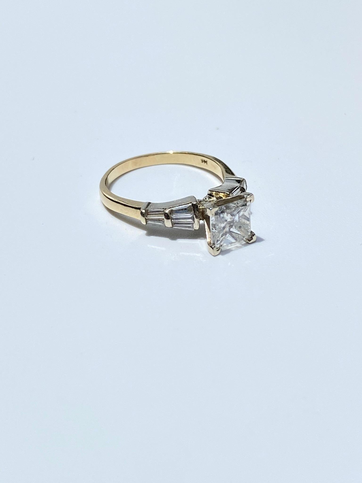 Retro-Era 1.50 Carat Princess-Cut Diamond 14K Yellow Gold Engagement Ring In Good Condition In Miami, FL