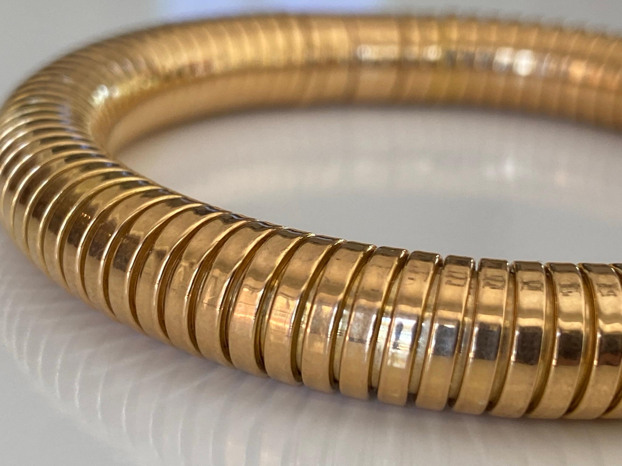 Bracelet jonc souple à tige en or rose 18 carats de l'époque rétro  Bon état - En vente à Denver, CO