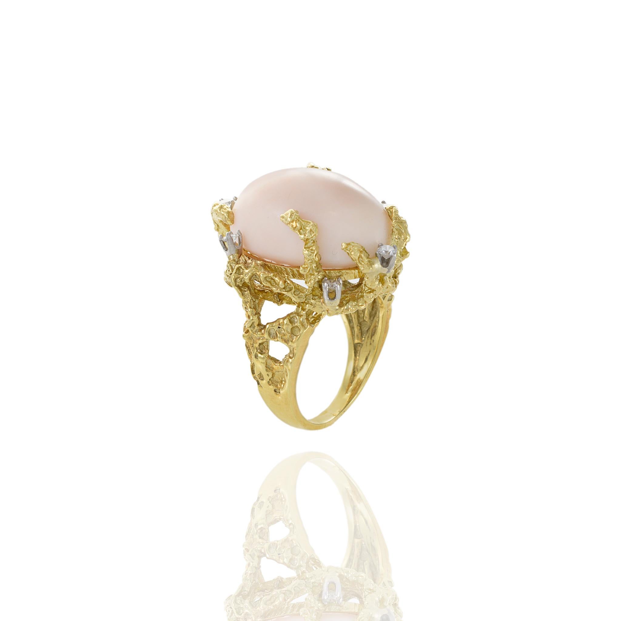 Retro Era 18KT Yellow Gold Angel Skin Coral And Diamond Ring For Sale 2