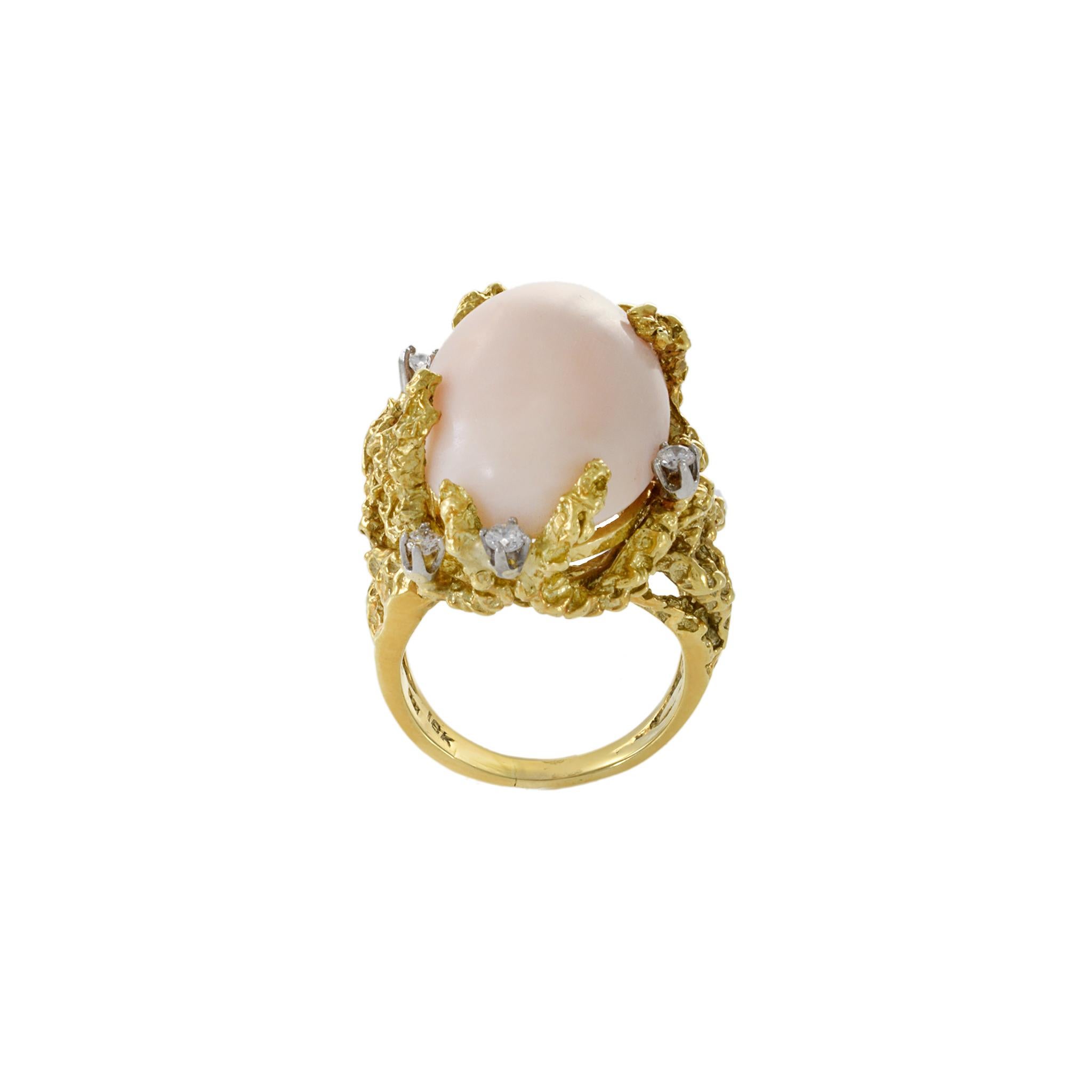 Retro Era 18KT Yellow Gold Angel Skin Coral And Diamond Ring For Sale 3