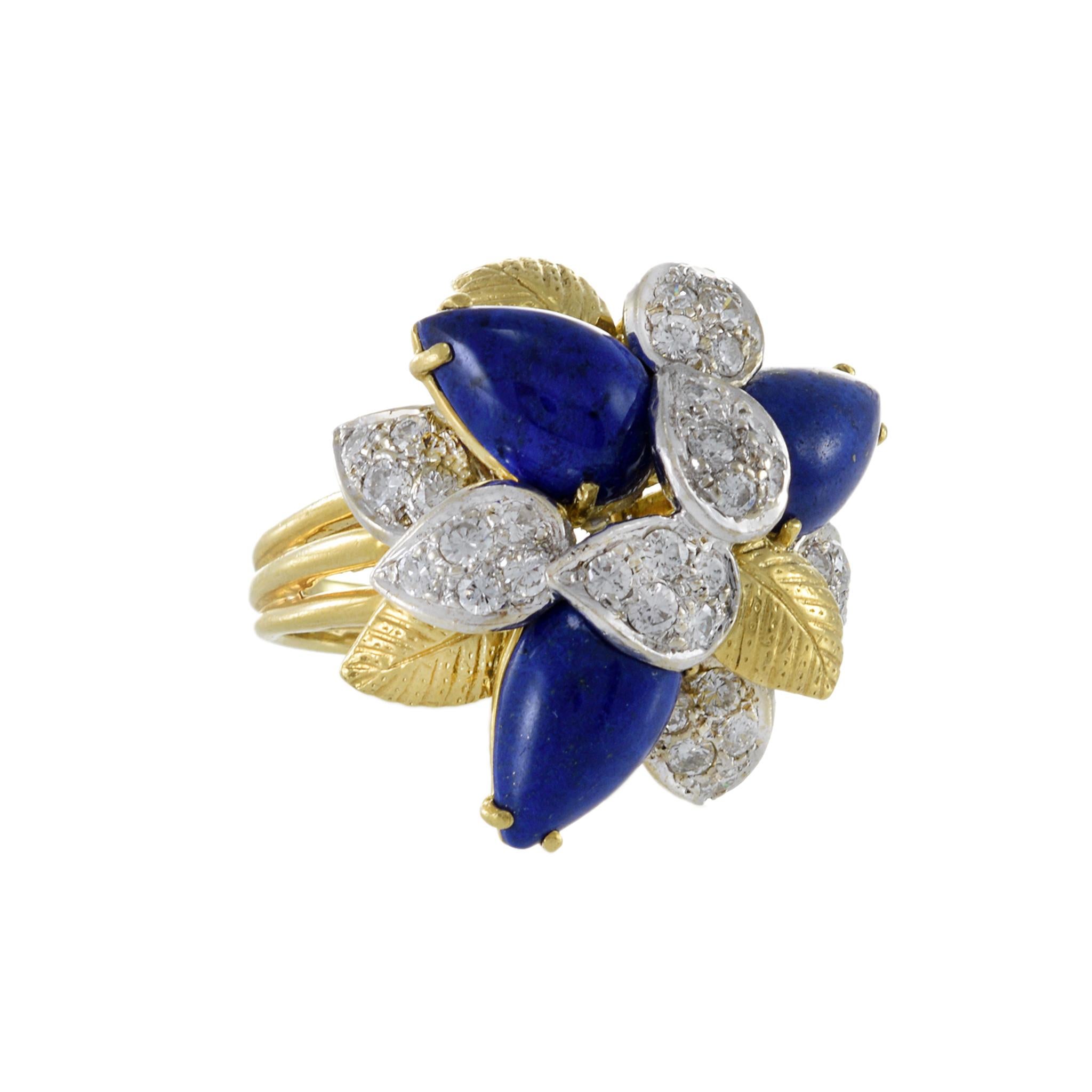 Retro Era 18KT Yellow Gold Lapis Lazuli And Diamond Flower Ring For Sale 2