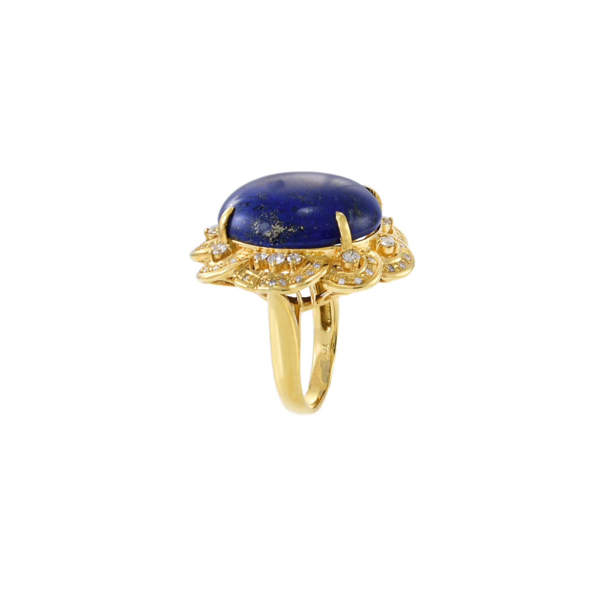 Women's or Men's Retro Era 18KT Yellow Gold Lapis Lazuli And Diamond Ring For Sale