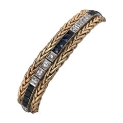 Retro Era Diamond
Sapphire Conversion Bracelet Vintage Era Diamond
Sapphire Conversion Bracelet