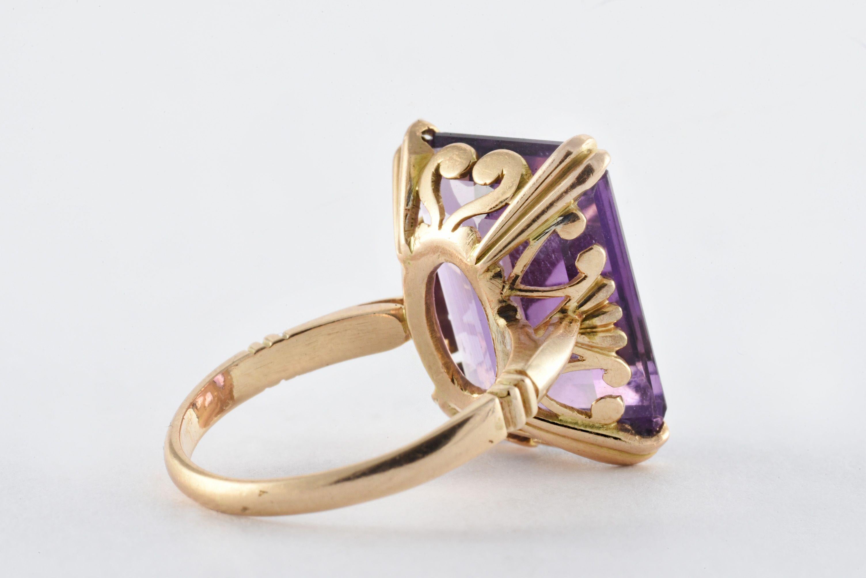 Großer Amethyst-Cocktailring aus der Retro-Ära im Zustand „Gut“ in Denver, CO