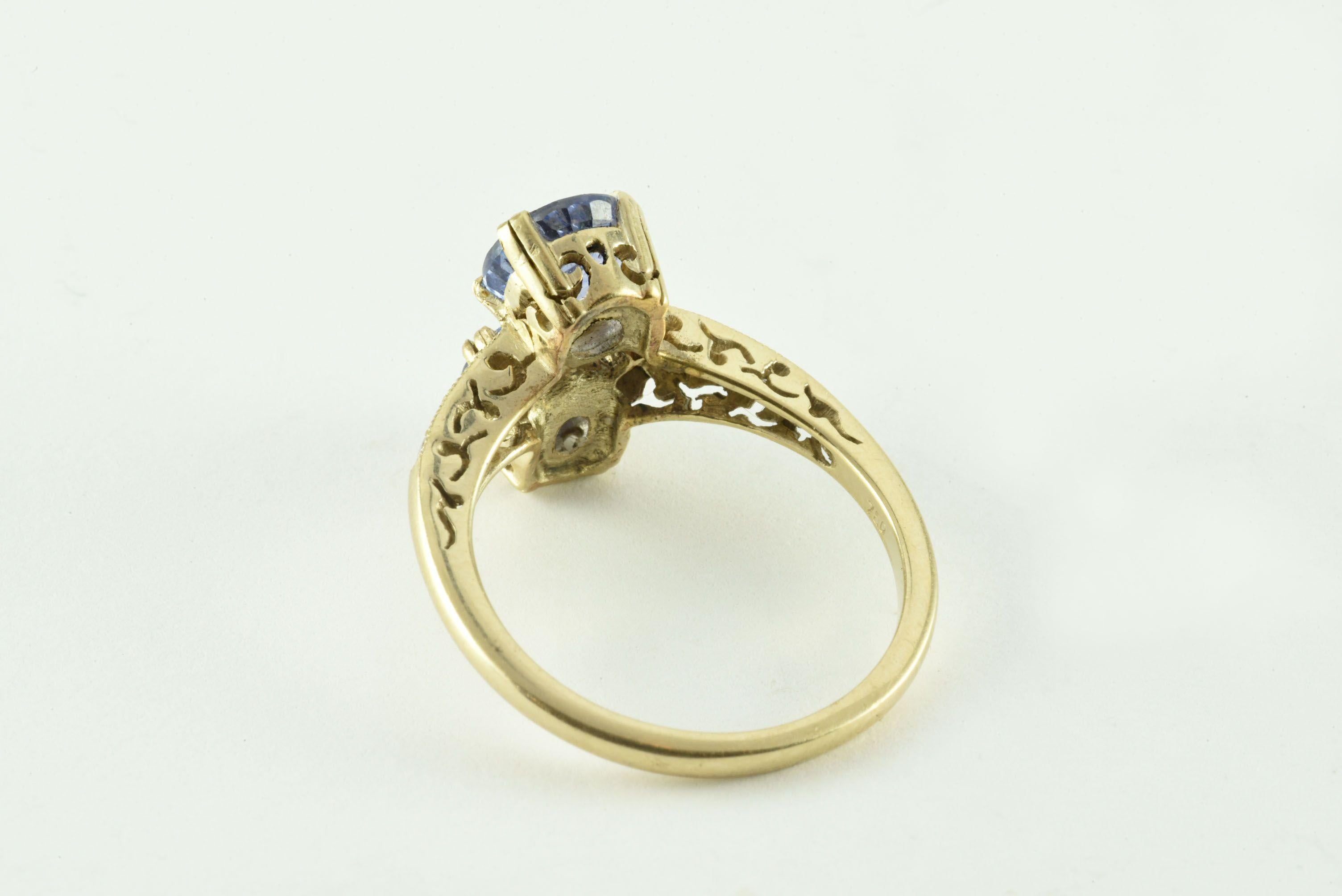 Retro Era Sapphire and Diamond Ring In Good Condition For Sale In Denver, CO
