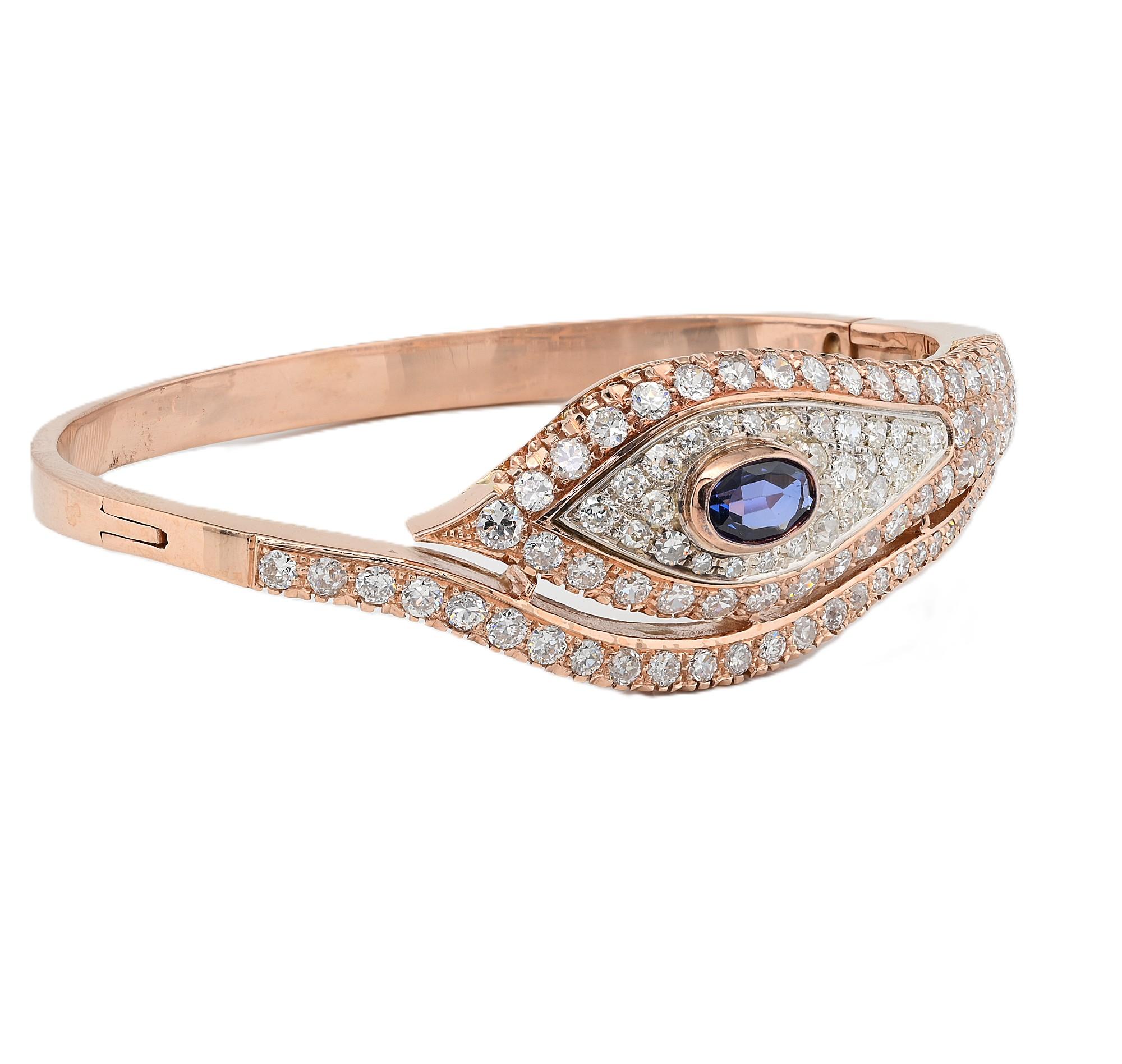 Oval Cut Retro Evil Eye 1.10 Ct Verneuil Sapphire 4.90 Ct Diamond Rare Bangle  9 KT gold For Sale