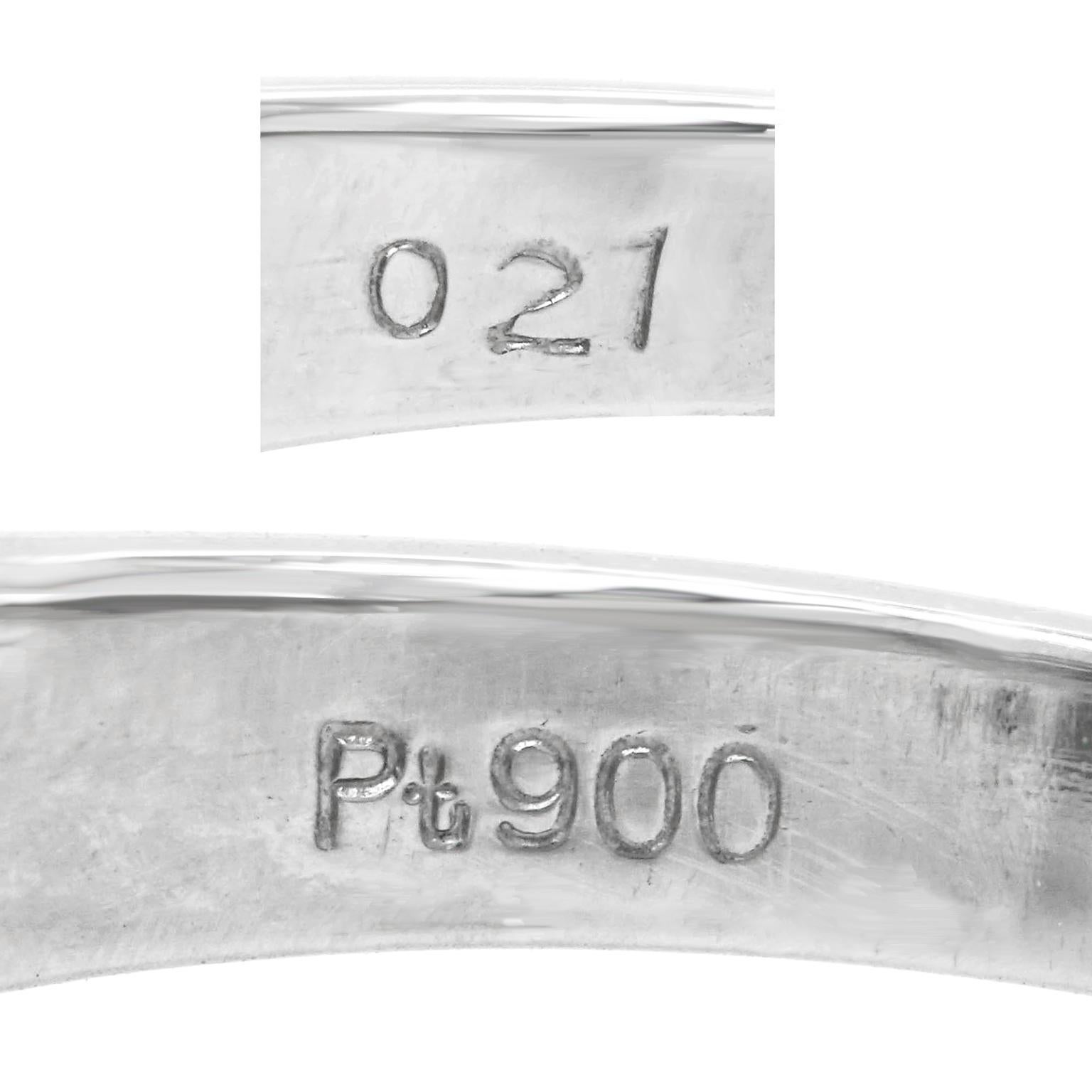 Women's Retro 1950s Opal Ring in Platinum