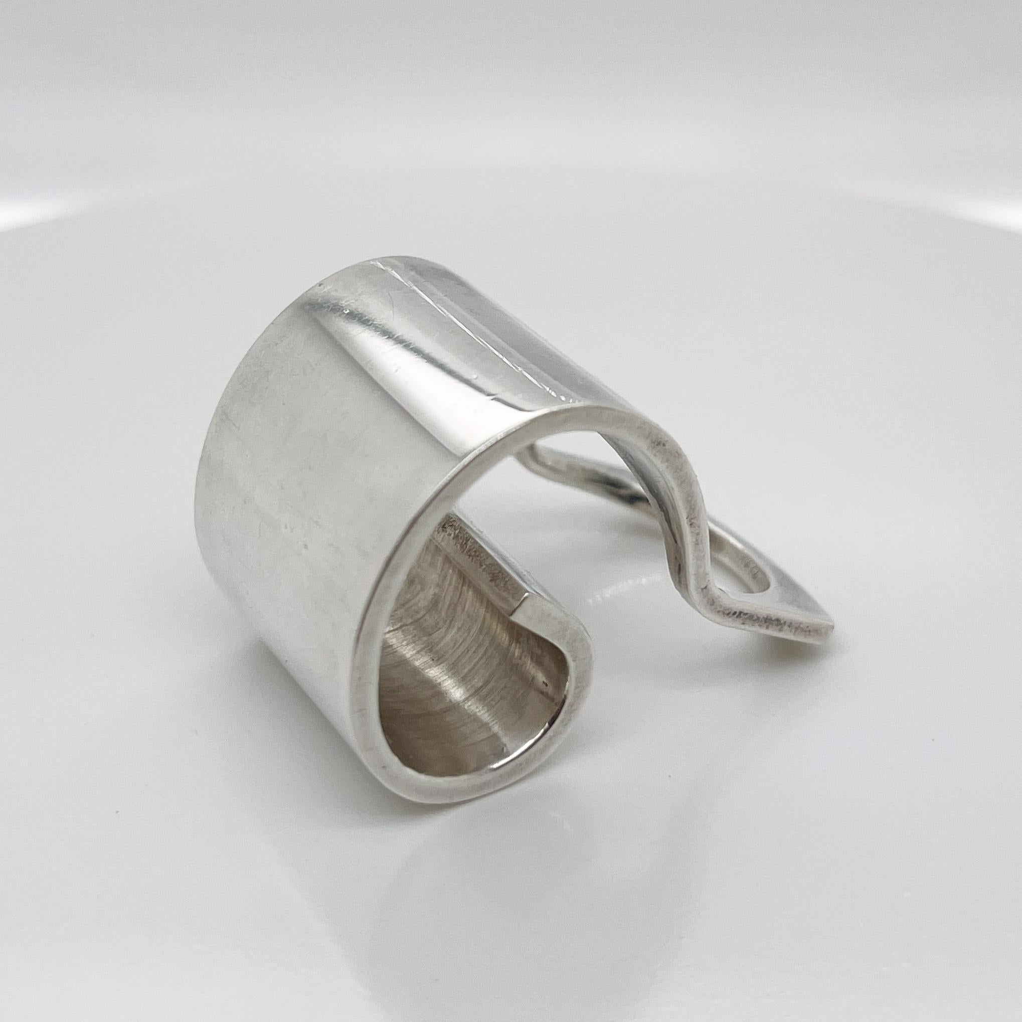 Pekka Piekainen, bague spirale rétro et moderniste finlandaise en argent sterling Bon état - En vente à Philadelphia, PA