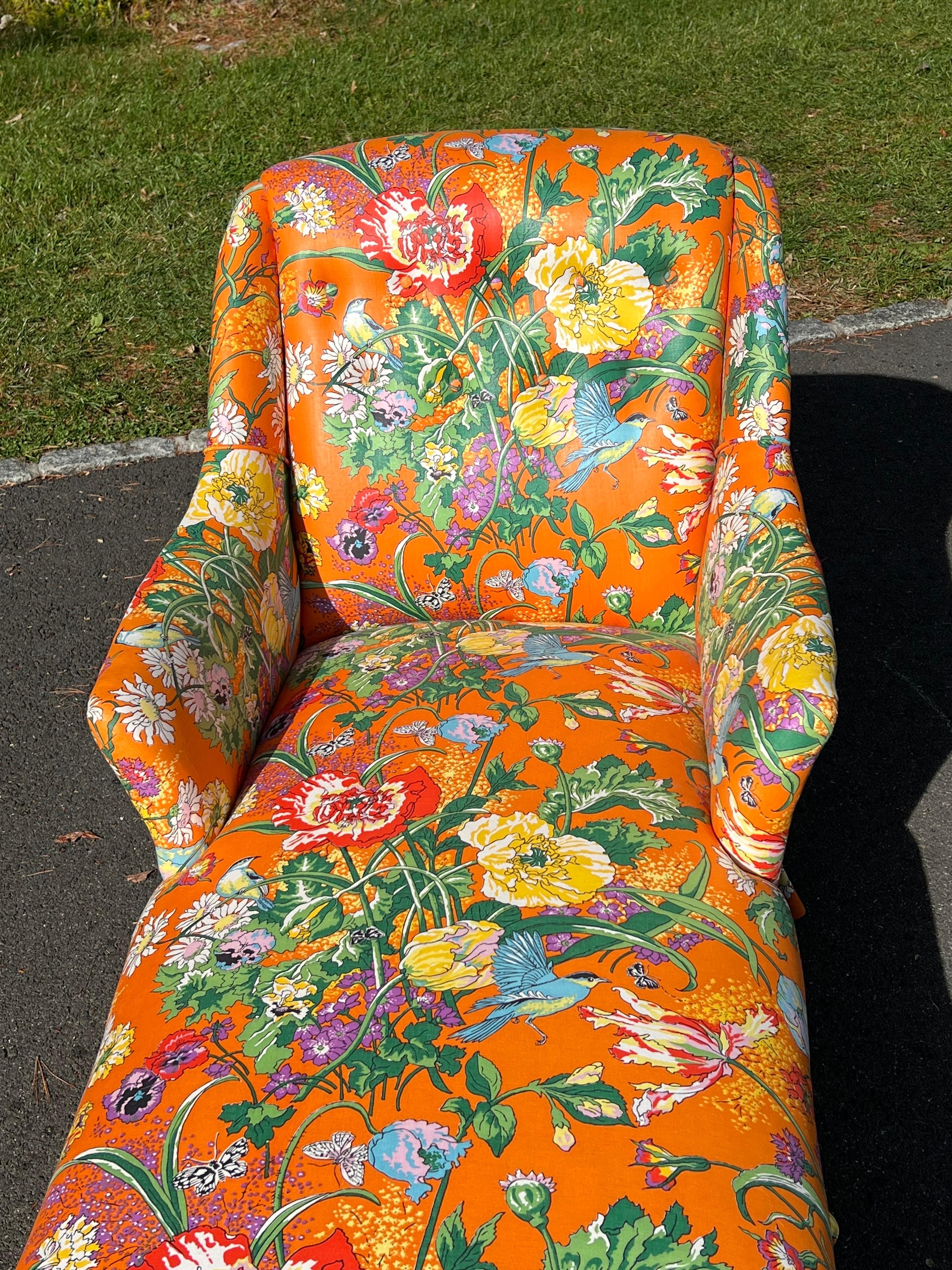 Retro Floral Chaise Lounge in Orange For Sale 5