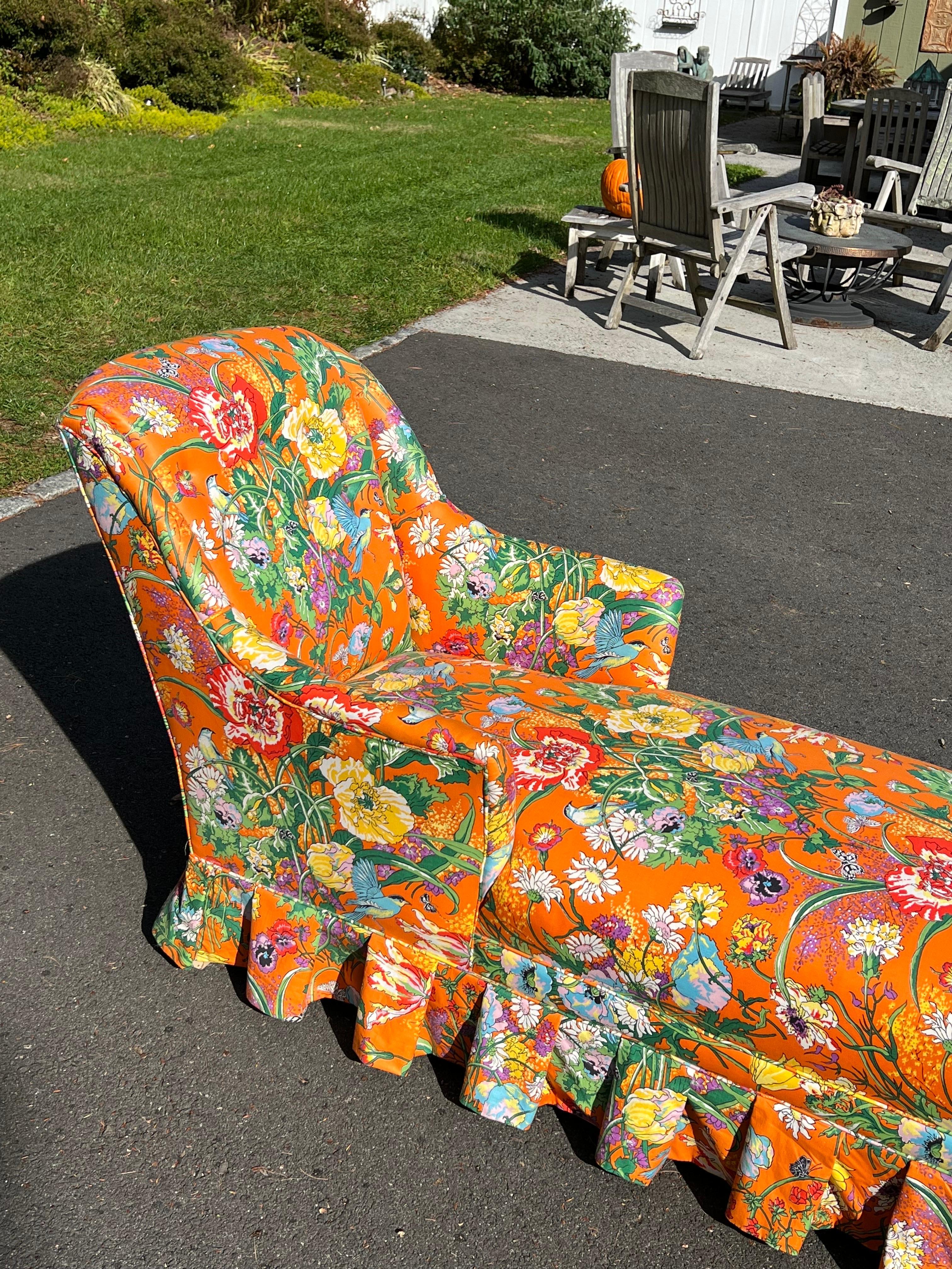Retro Floral Chaise Lounge in Orange For Sale 11