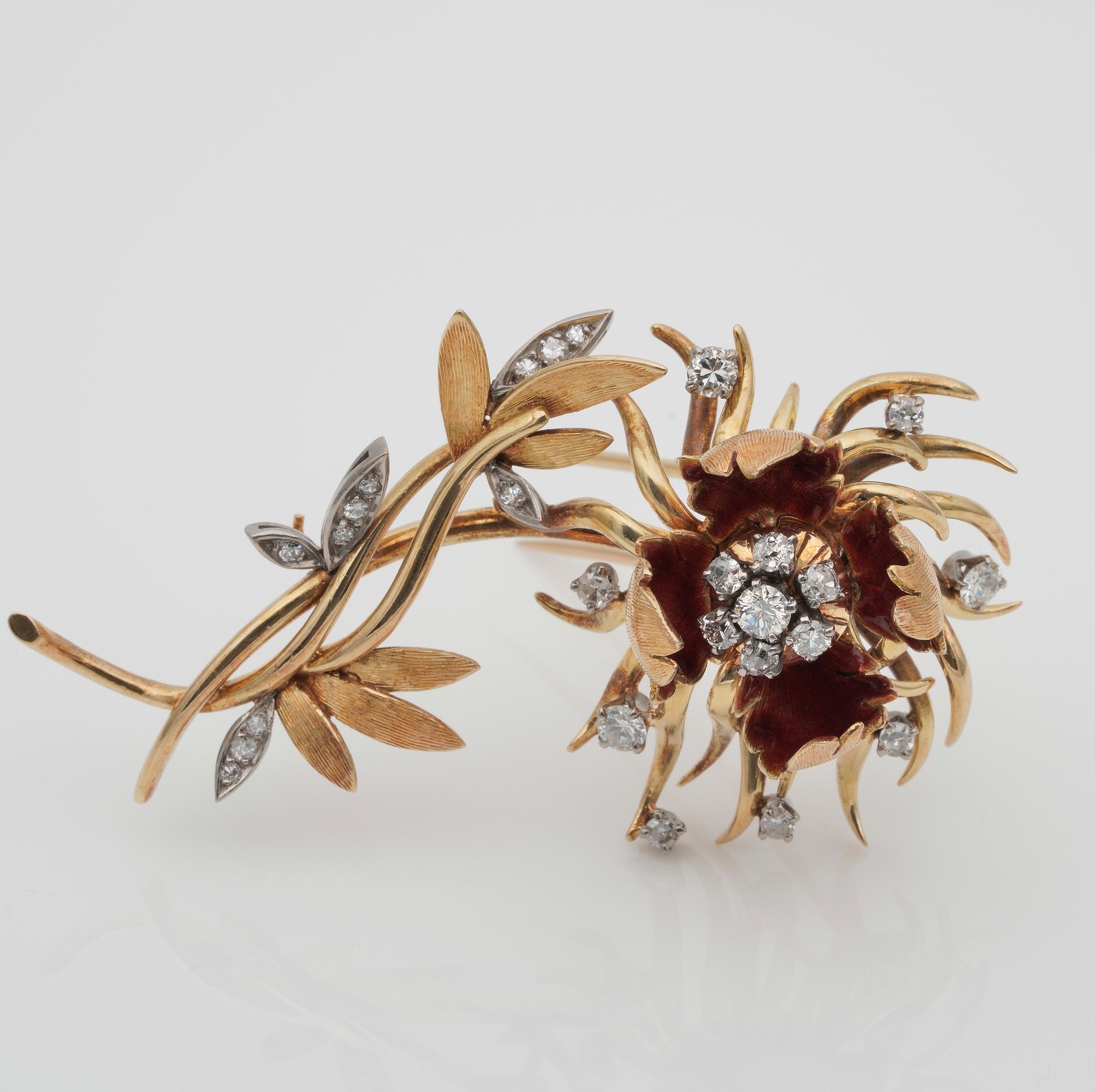 A unique example of Retro Diamond Flower brooch, hand crafted of solid 18 KT gold, marked
Designed as marvellous flower leaf spray nature inspired, artful made in a realistic tridimensional work and peculiarity of petals that can open or close to