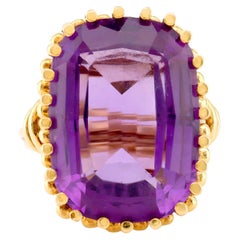 Retro French 14 Carat Amethyst 18K Yellow Gold Cocktail Ring