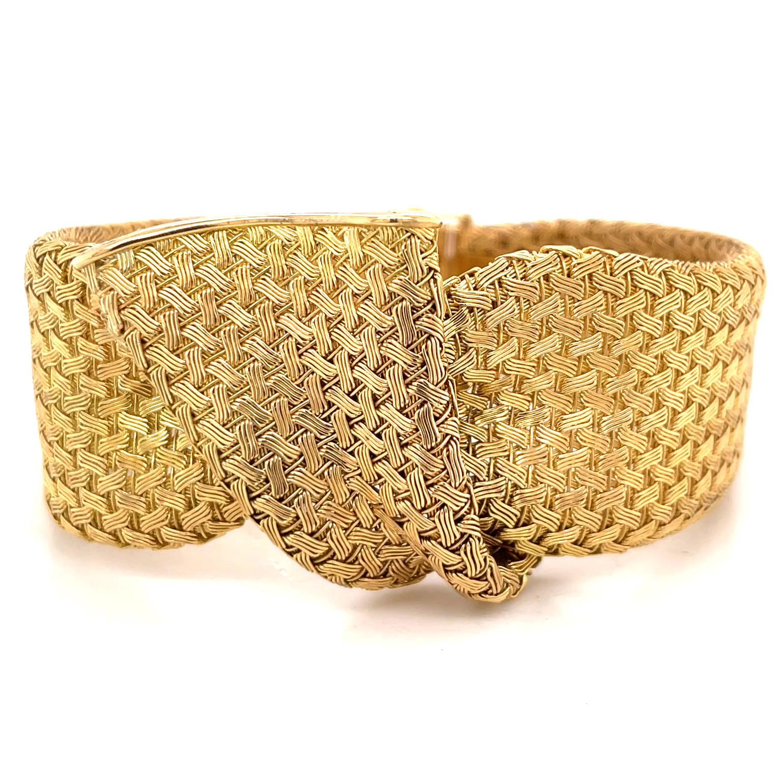 Retro French 18 Karat Gold Bracelet In Excellent Condition In Beverly Hills, CA