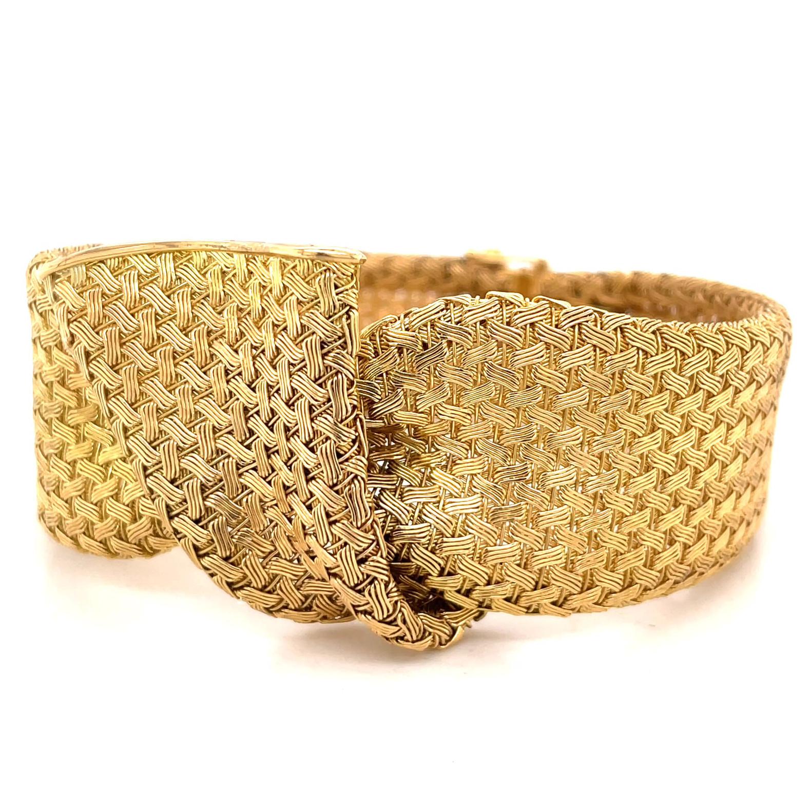 Women's or Men's Retro French 18 Karat Gold Bracelet