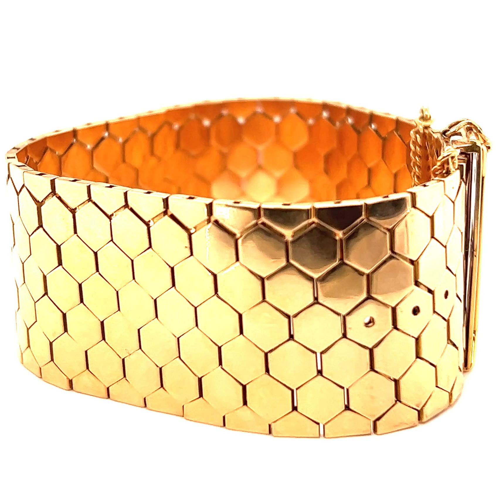Retro French 18 Karat Rose Gold Honeycomb Tank Bracelet In Excellent Condition In Beverly Hills, CA