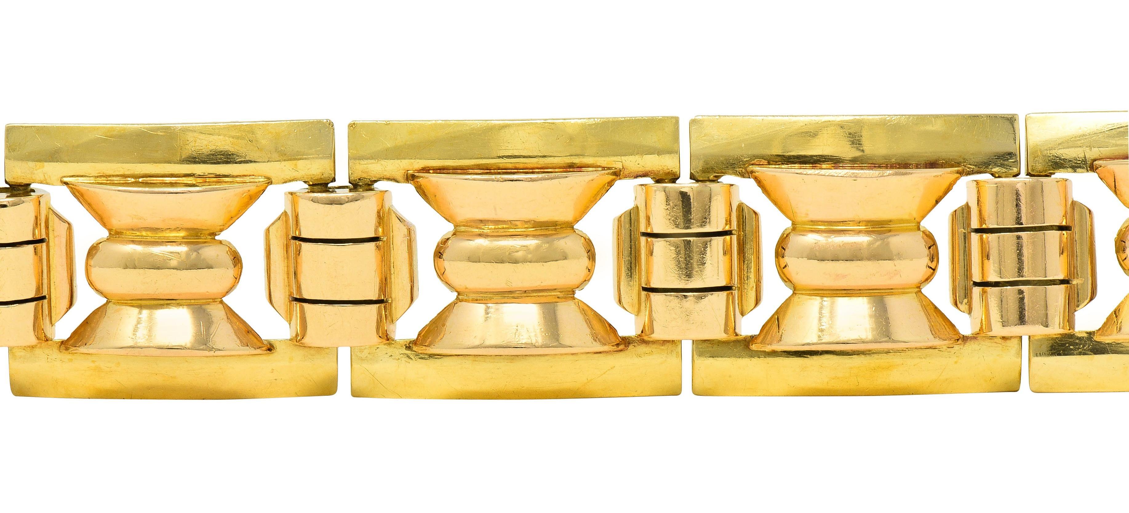 Retro French 18 Karat Two-Tone Gold Vintage Geometric Link Bracelet For Sale 1
