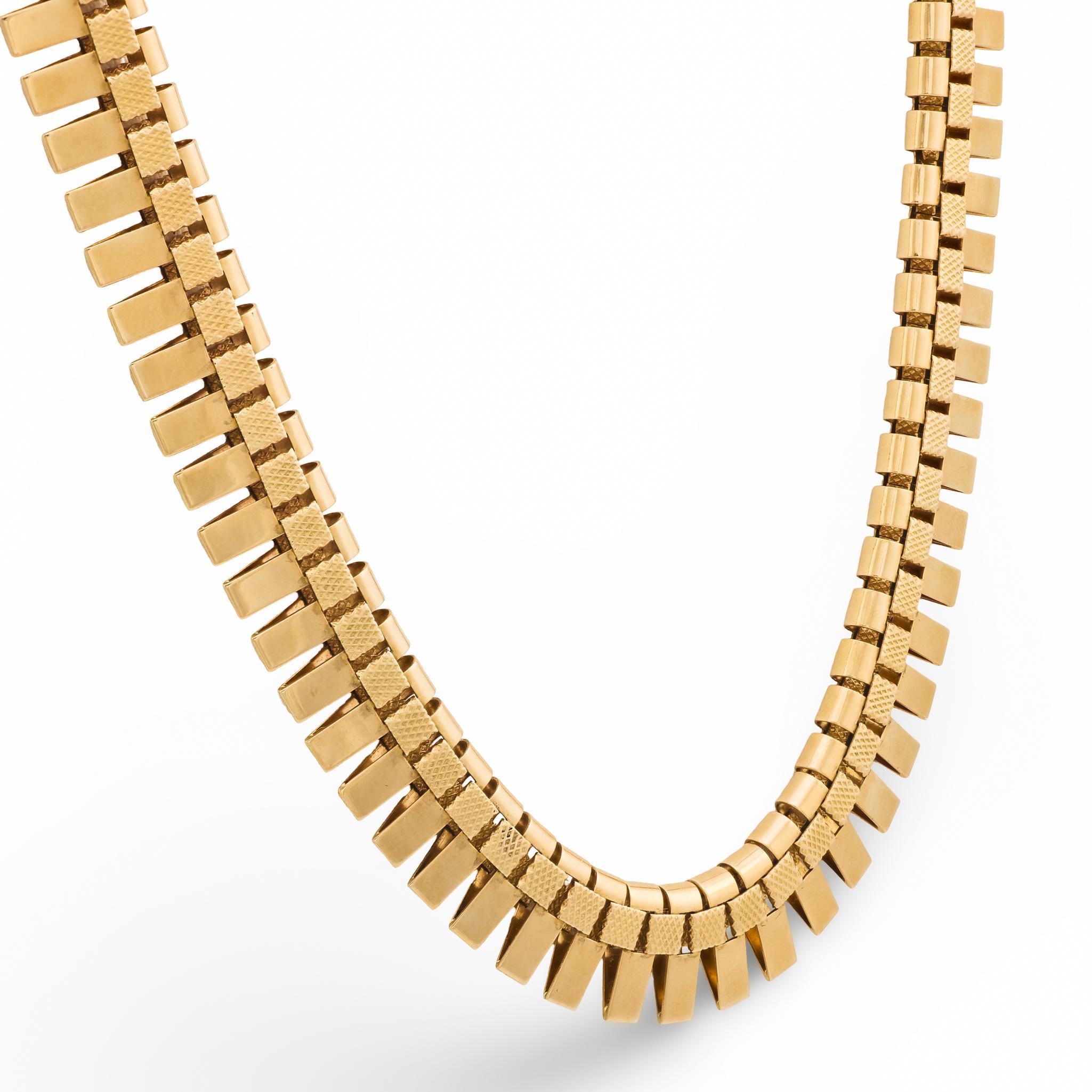 Collier rétro français en or jaune 18k Pour femmes en vente