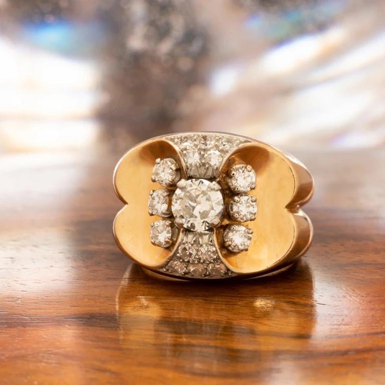 Retro French 18 Karat Gold, Platinum and 1.50 Carat Diamond Ring, circa 1940s In Good Condition In New York, NY