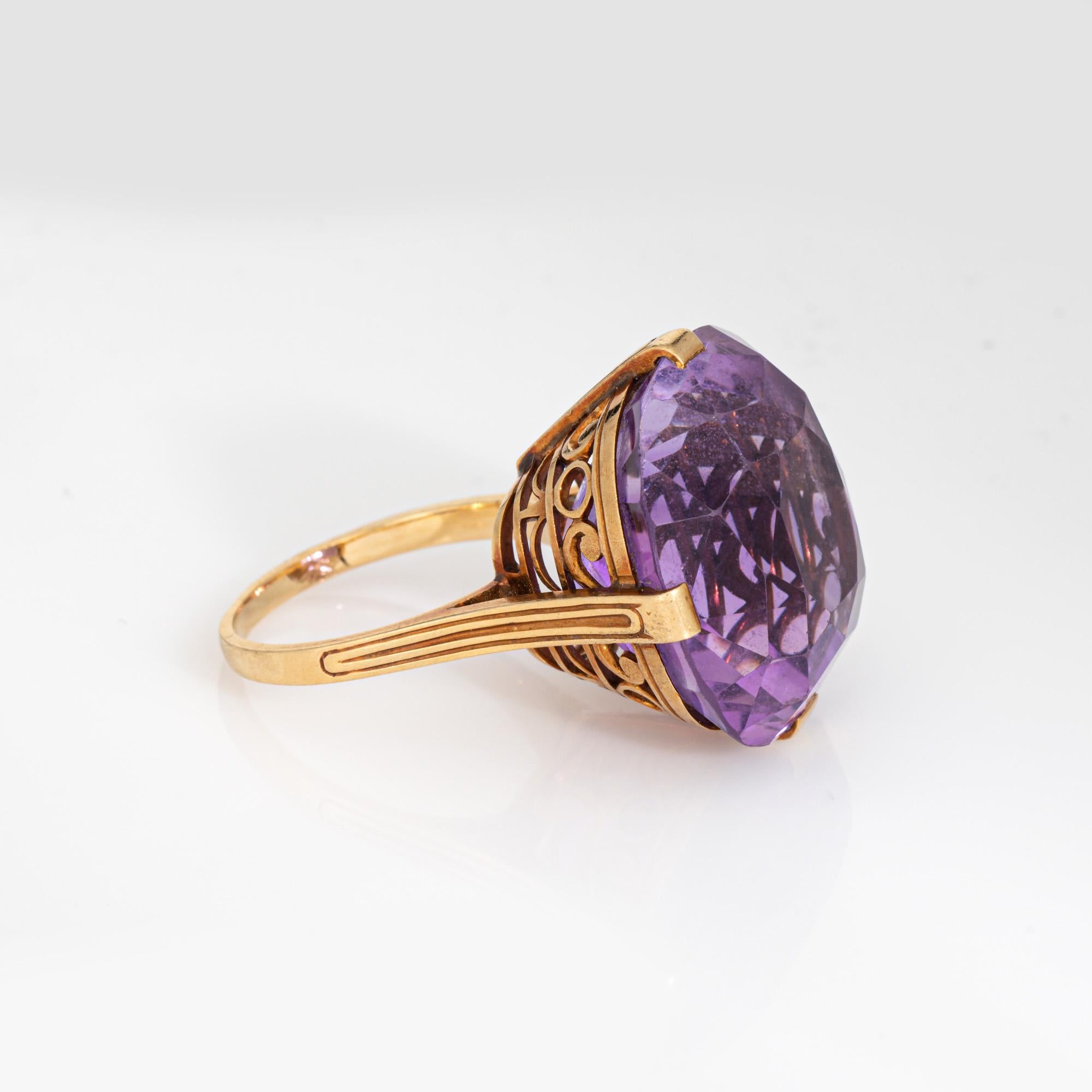 Taille coussin Grande bague cocktail rétro française en or jaune 18 carats avec améthyste 30 carats, taille 6,75 en vente