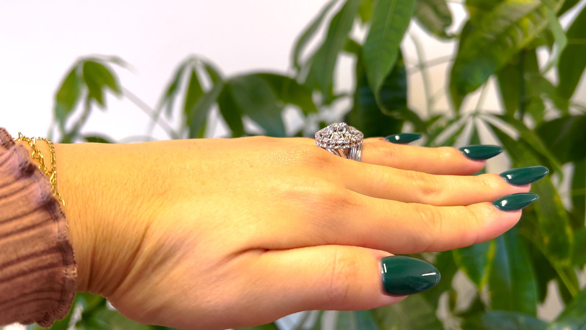 Retro French Diamond Platinum 18k White Gold Cluster Cocktail Ring In Good Condition For Sale In Beverly Hills, CA