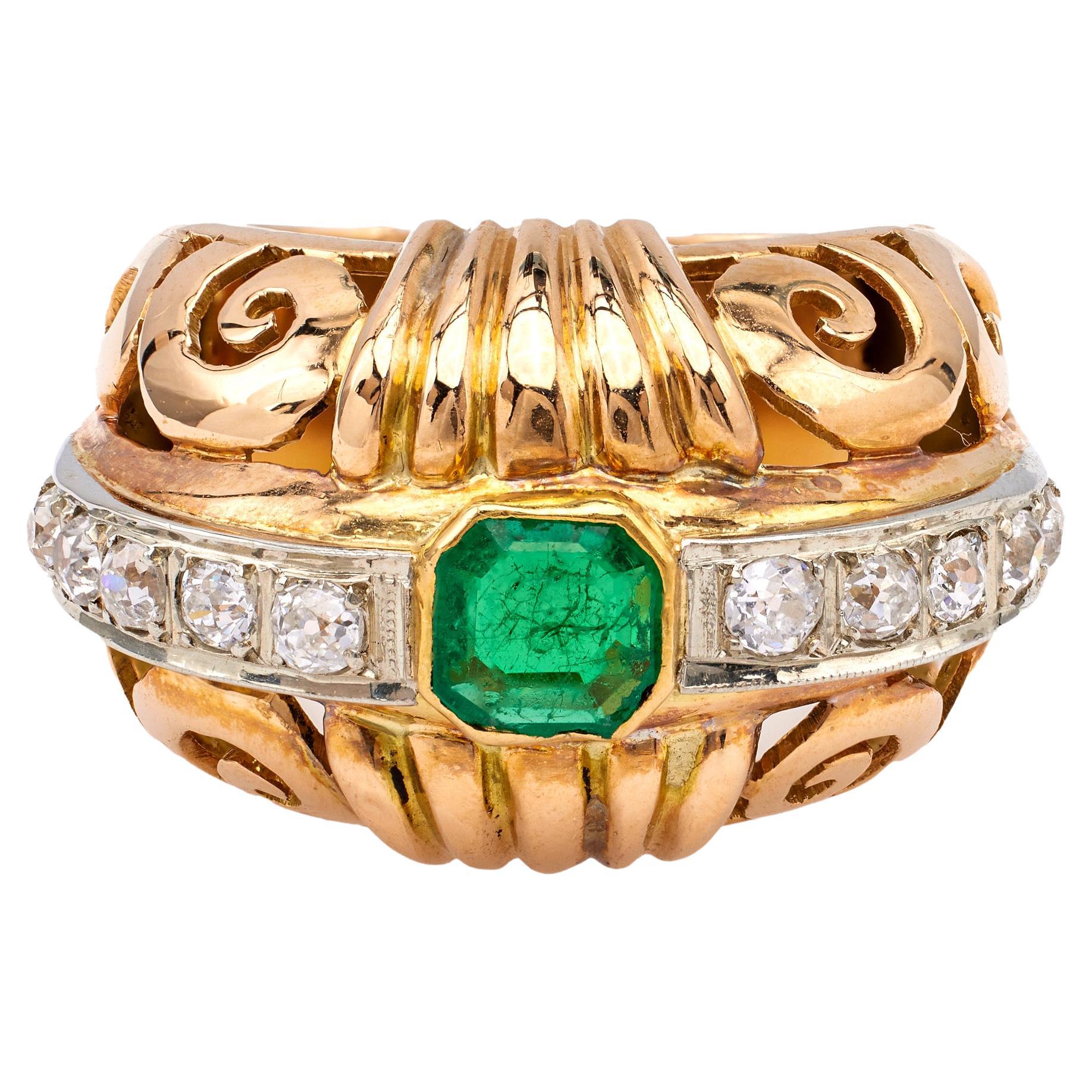 Retro French Emerald and Diamond 18k Rose Gold Platinum Dome Ring For Sale