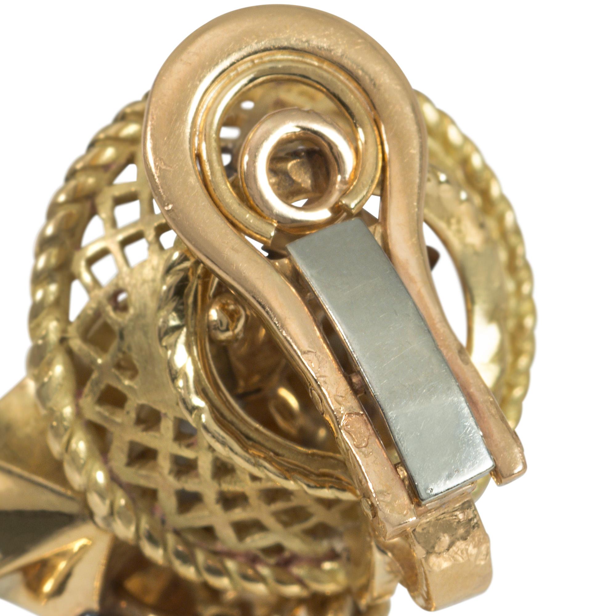 basket earrings gold design
