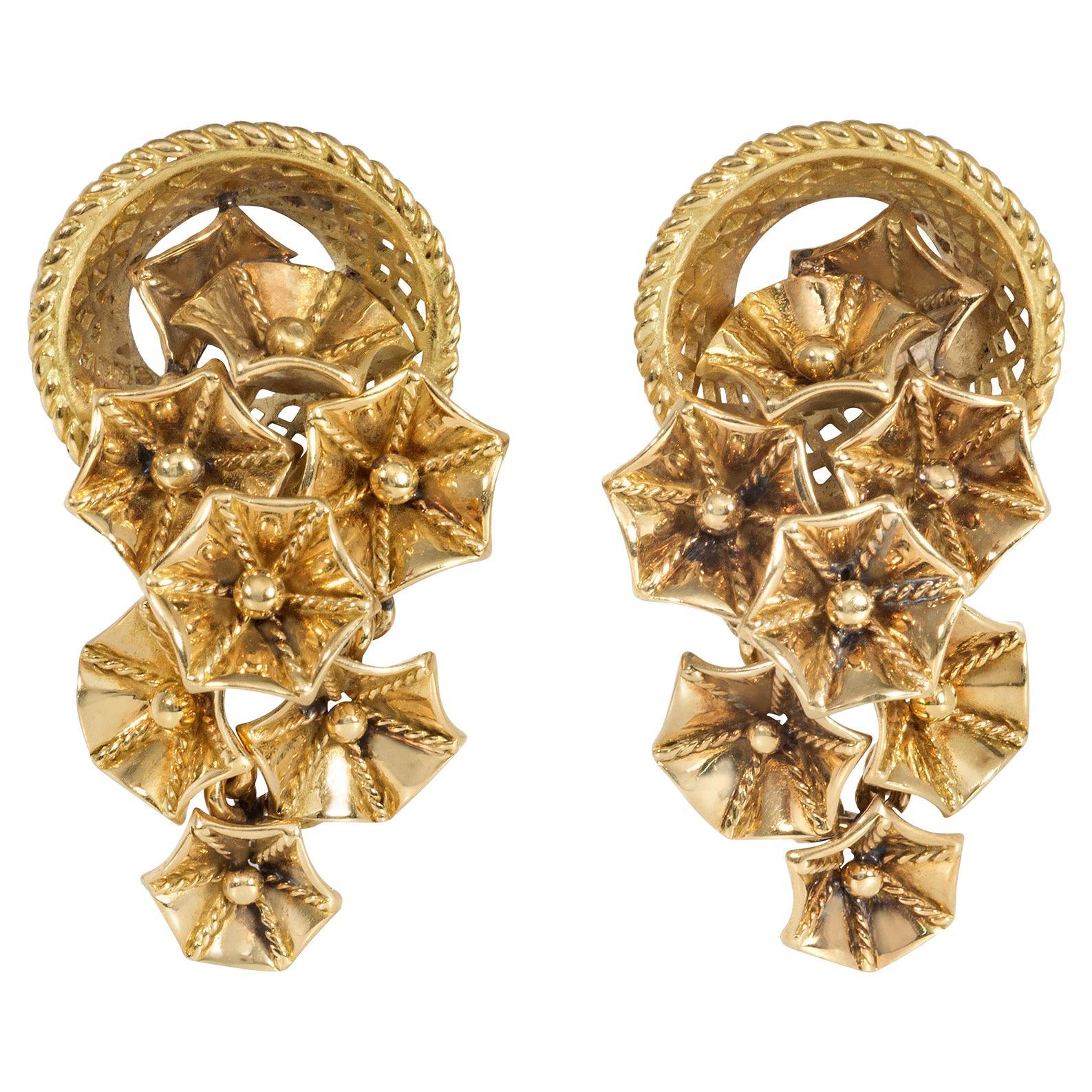 Retro French Gold Flower Basket Earrings For Sale