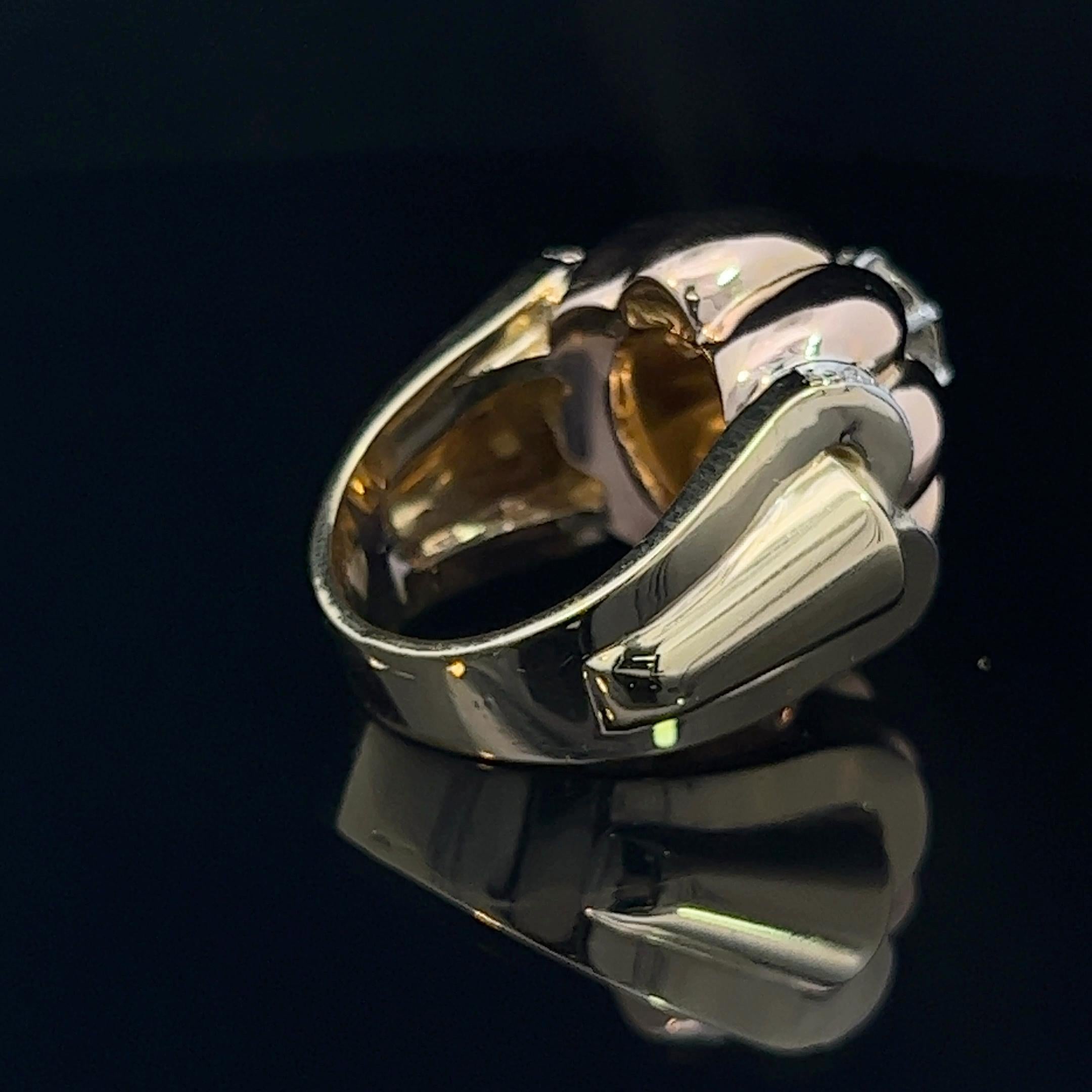 Retro Französisch gemacht Diamond Flower Ring Circa 1940s im Angebot 4