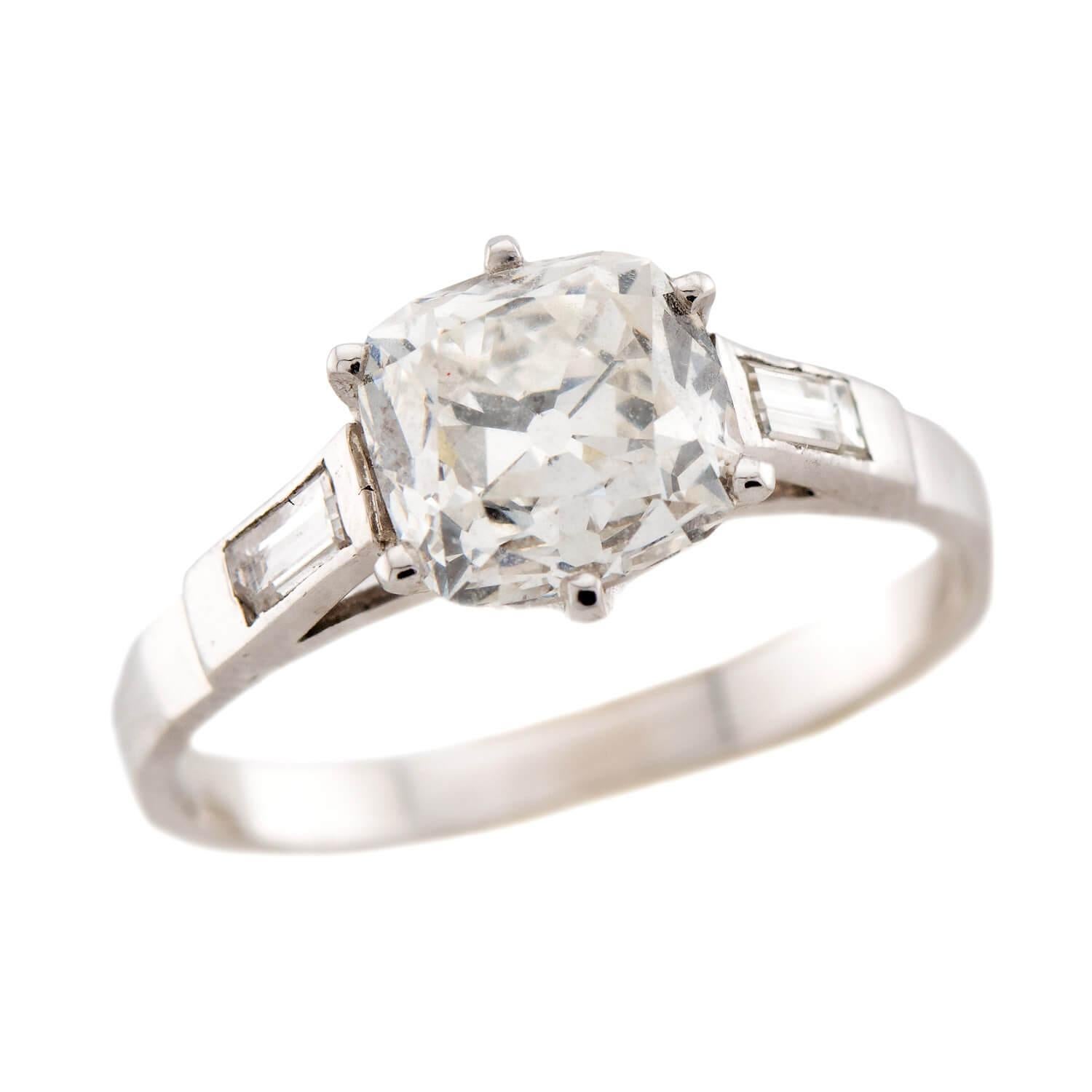 Anello di fidanzamento francese retrò in platino GIA con diamanti da 2,19 carati in vendita