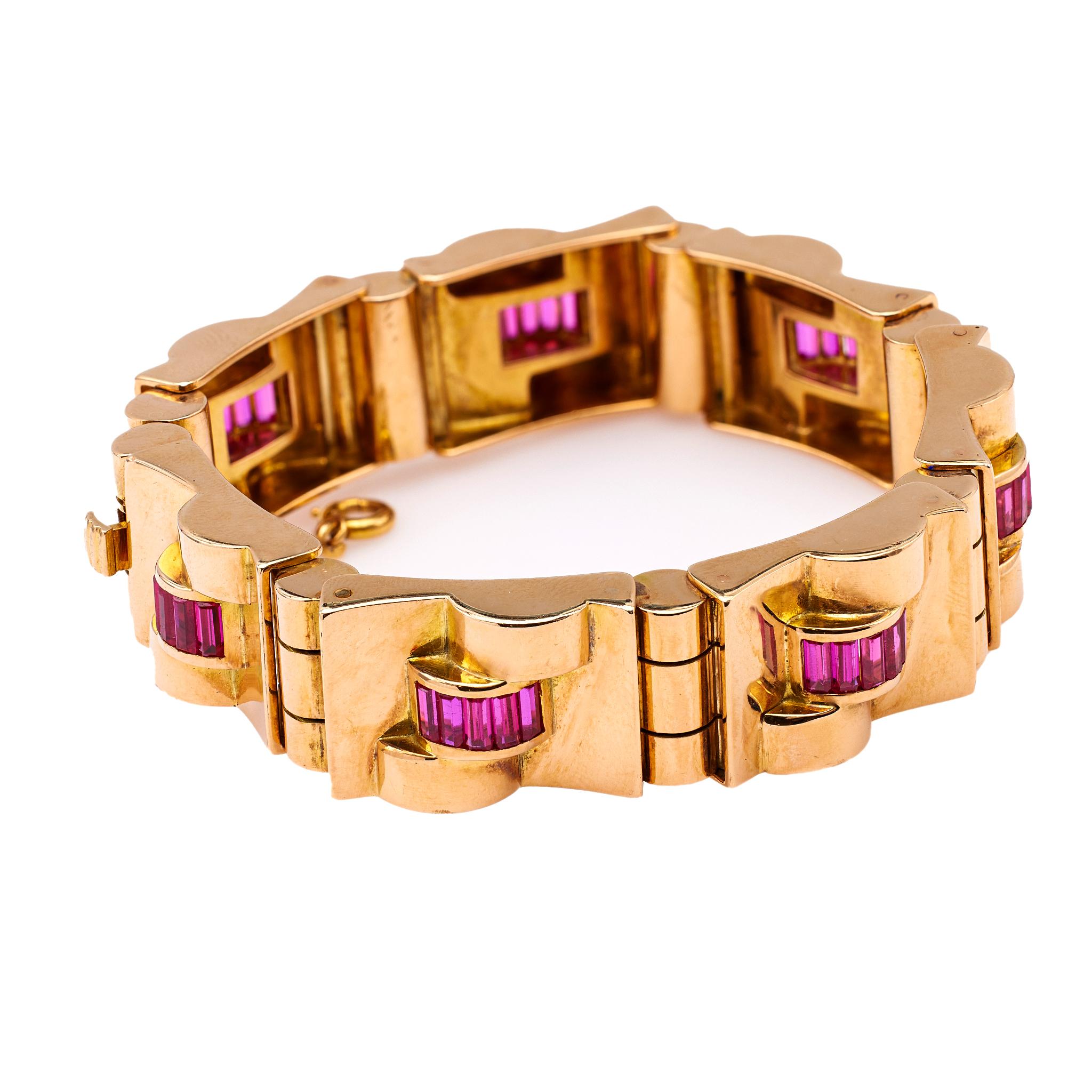 Women's or Men's Retro French Synthetic Ruby 18k Yellow Gold Link Tank Bracelet For Sale