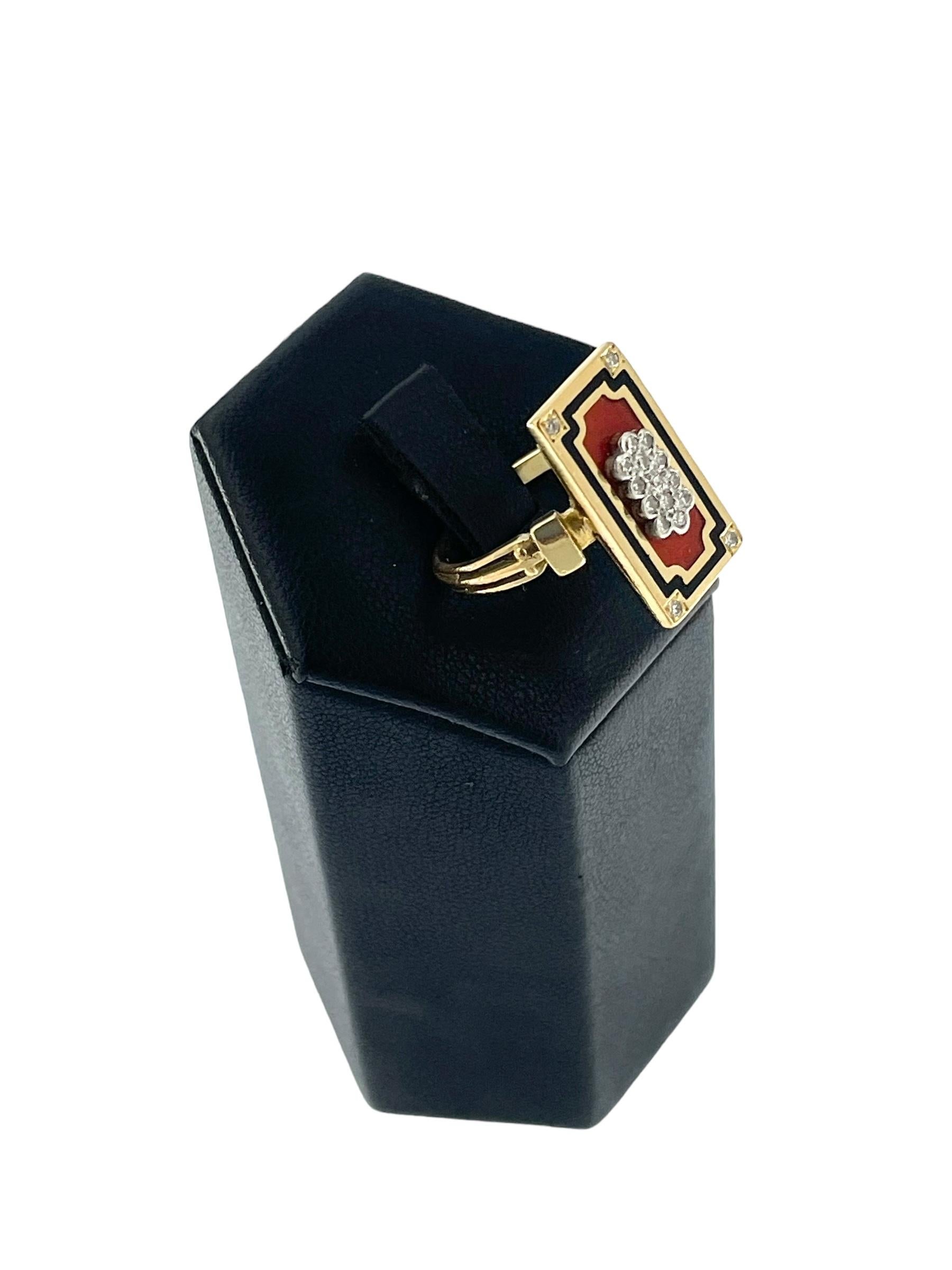 Retro French Yellow and White Gold Ring with Enamel and Diamonds For Sale 1