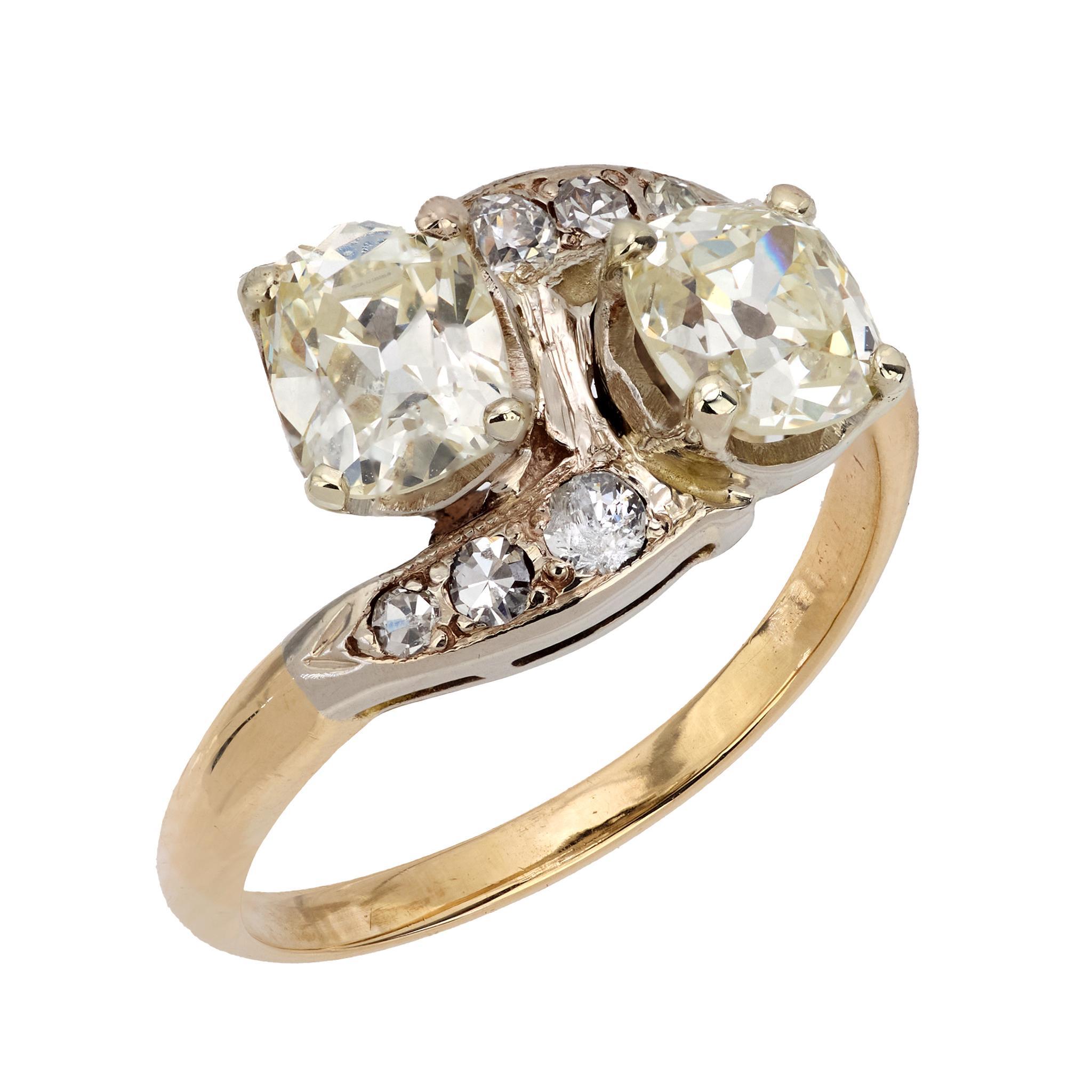 Taille vieille mine Bague rétro GIA 1,02 et 1,02 carat diamant 14k or jaune et blanc toi et moi en vente