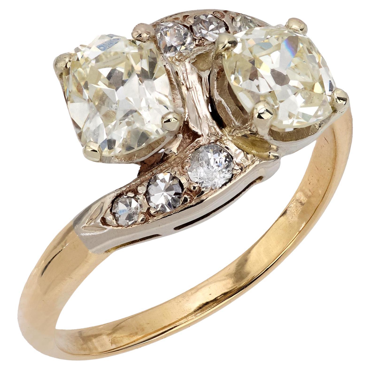 Bague rétro GIA 1,02 et 1,02 carat diamant 14k or jaune et blanc toi et moi en vente