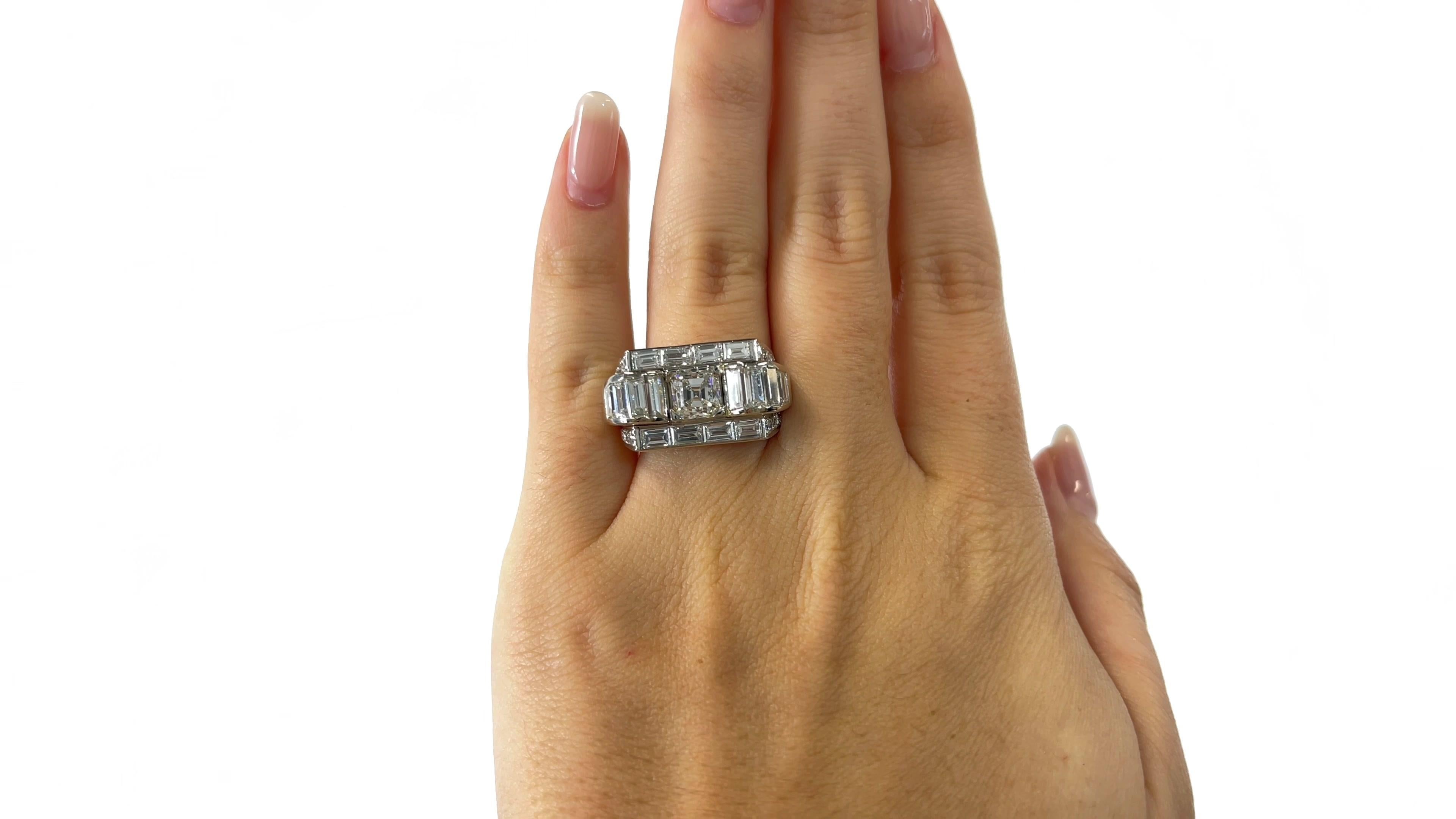 Retro GIA 1.27 Carat Asscher Cut Diamond Platinum Tank Ring In Excellent Condition In Beverly Hills, CA