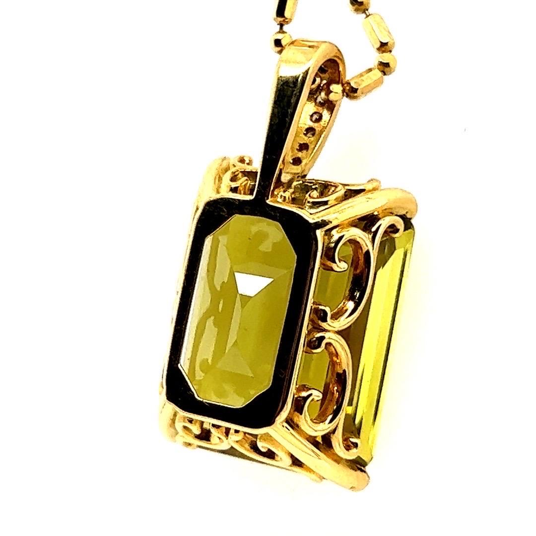 Women's Retro GIA Certified 23.67 Carat Greenish Yellow Natural Chrysoberyl Gold Pendant For Sale
