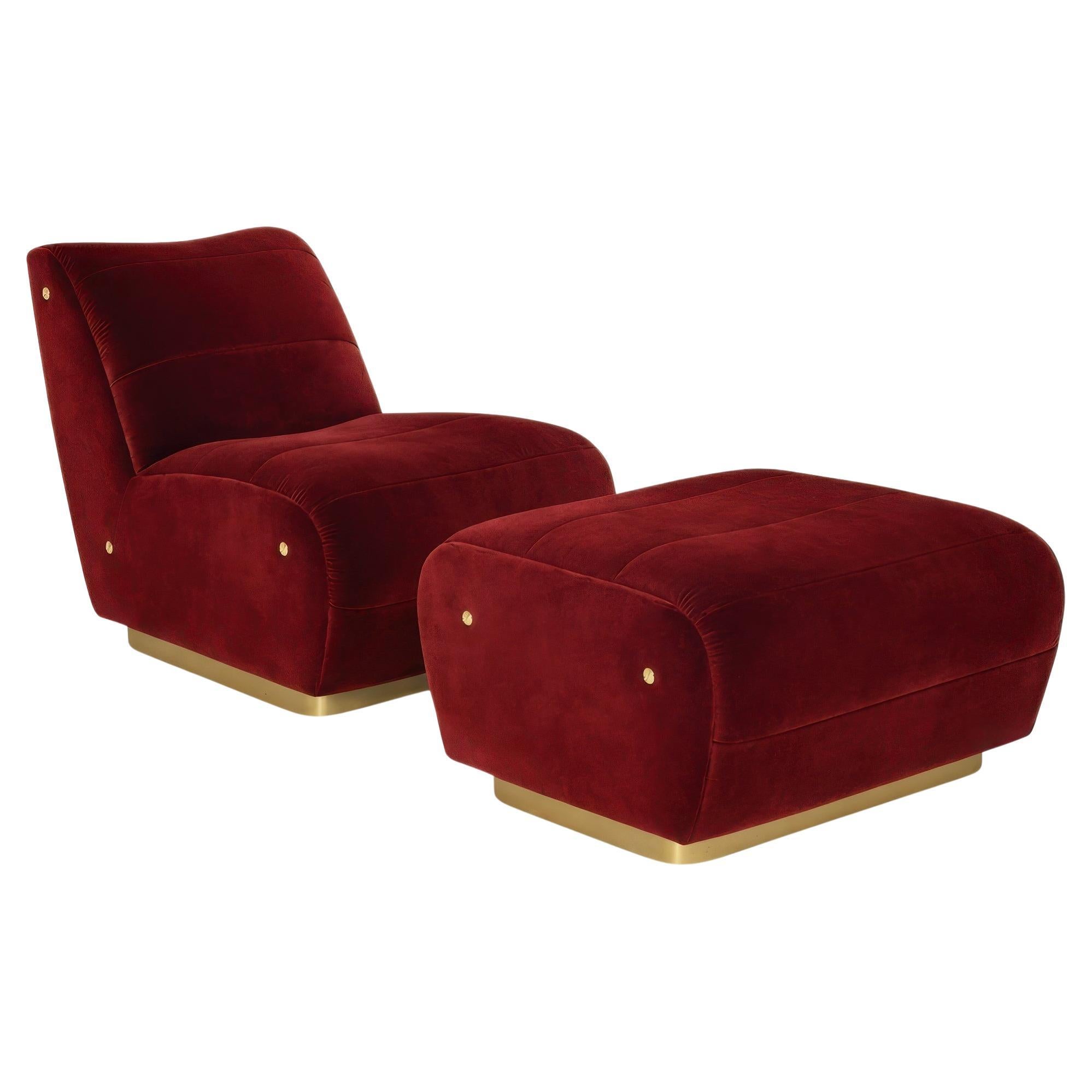 Poltrona scultorea Retro Glam e ottomana in velluto con base in ottone spazzolato in vendita