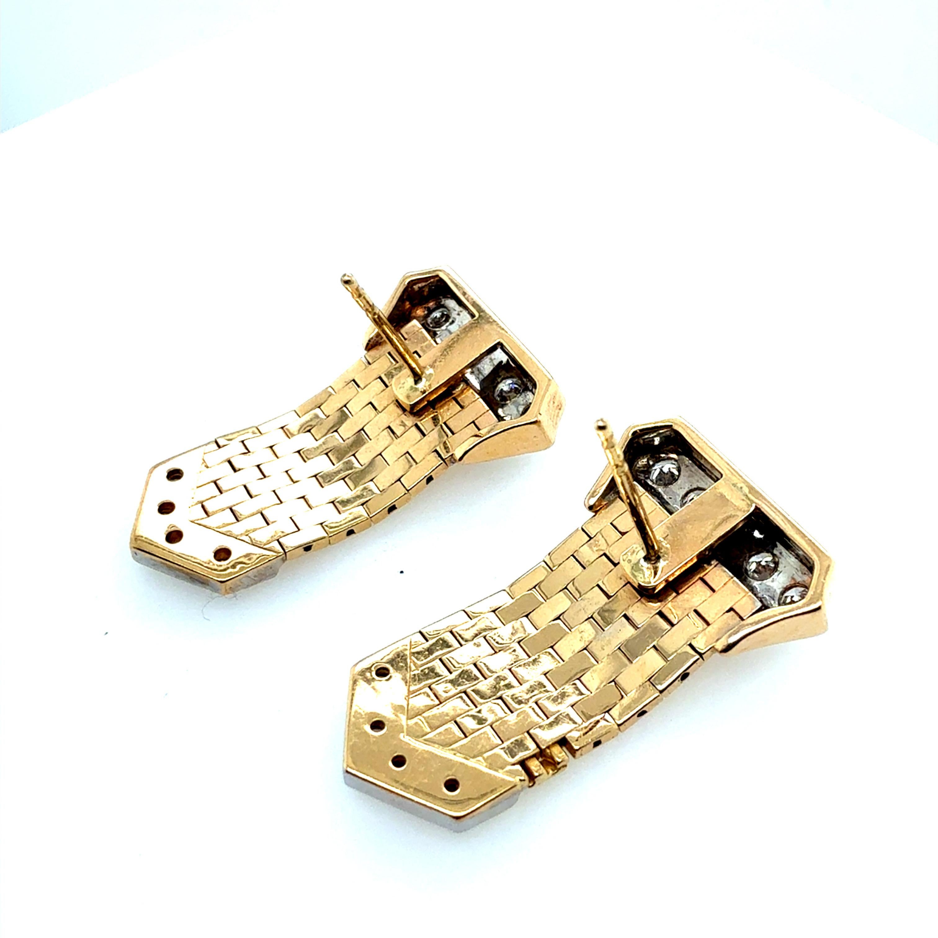 Donna Orecchini con fibbia in oro retrò con diamanti naturali da 0,60 carati Circa 1980 in vendita