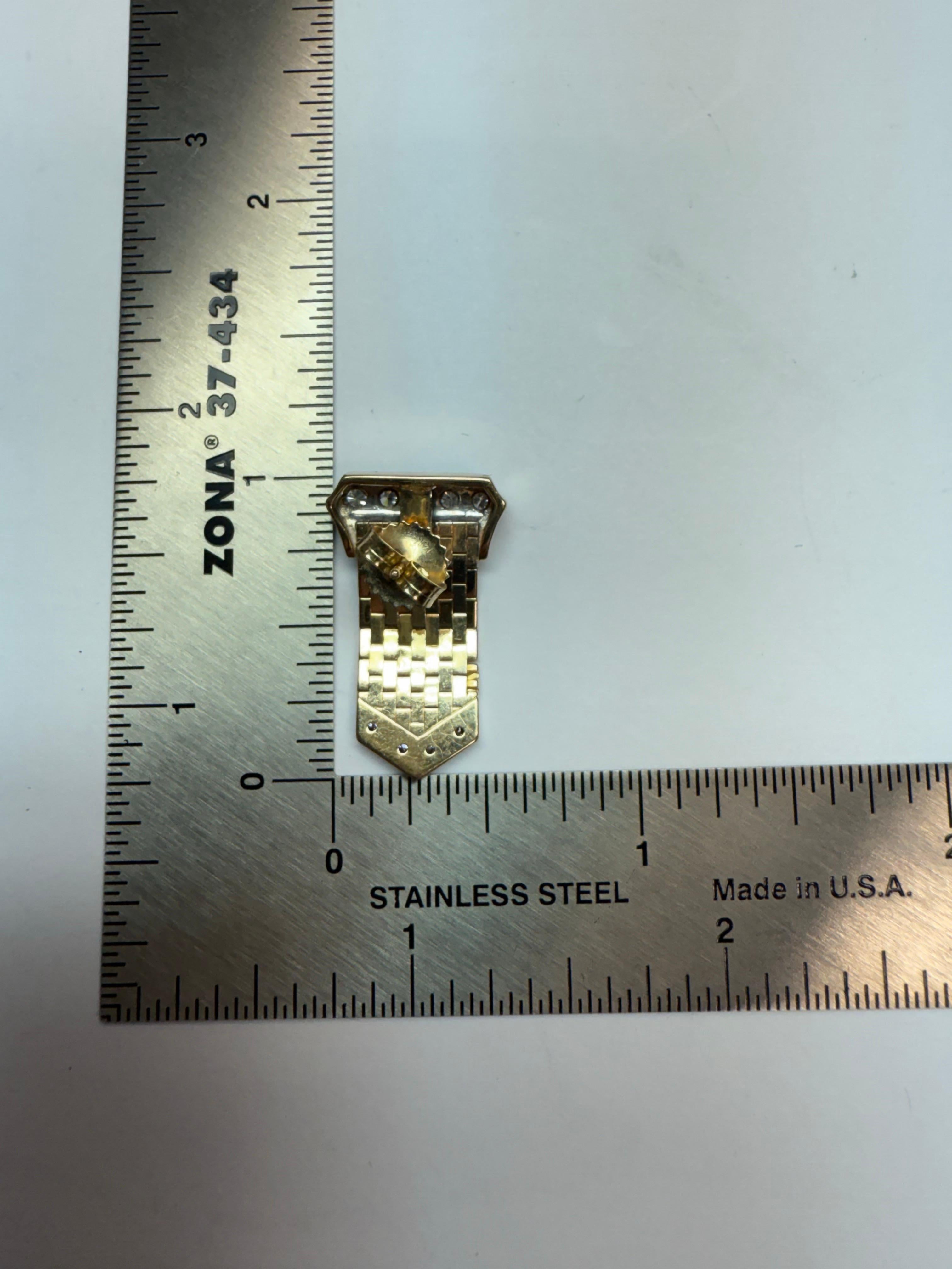 Orecchini con fibbia in oro retrò con diamanti naturali da 0,60 carati Circa 1980 in vendita 3