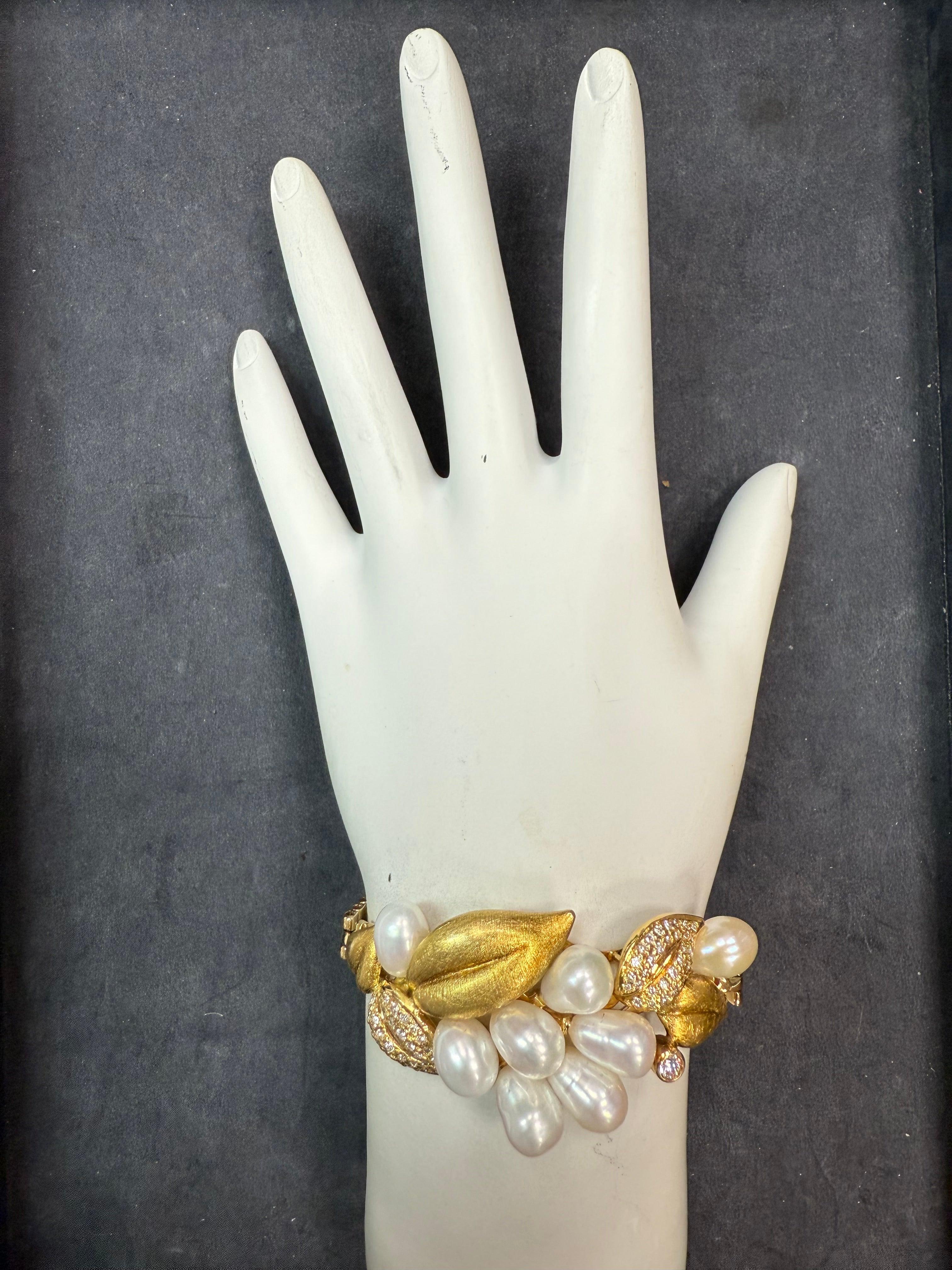 Women's Retro Gold 0.75 Carat Diamond and Pearl Statement Leaf Bracelet Circa 1960 For Sale
