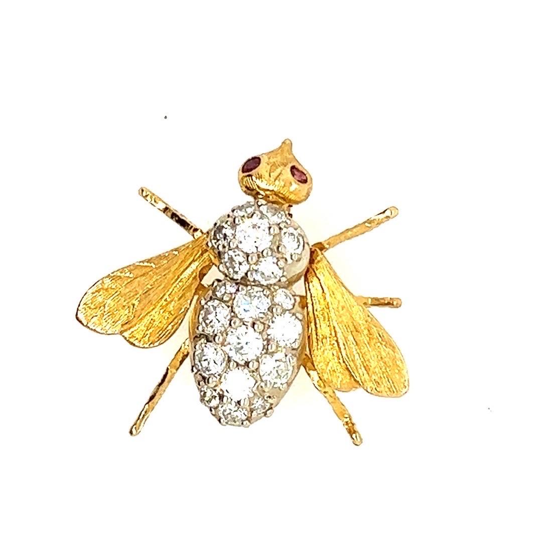 Retro Gold 0,75 Karat natürlicher runder Rubin & Diamant Bienen-Anstecknadelbrosche, um 1950 im Angebot 4