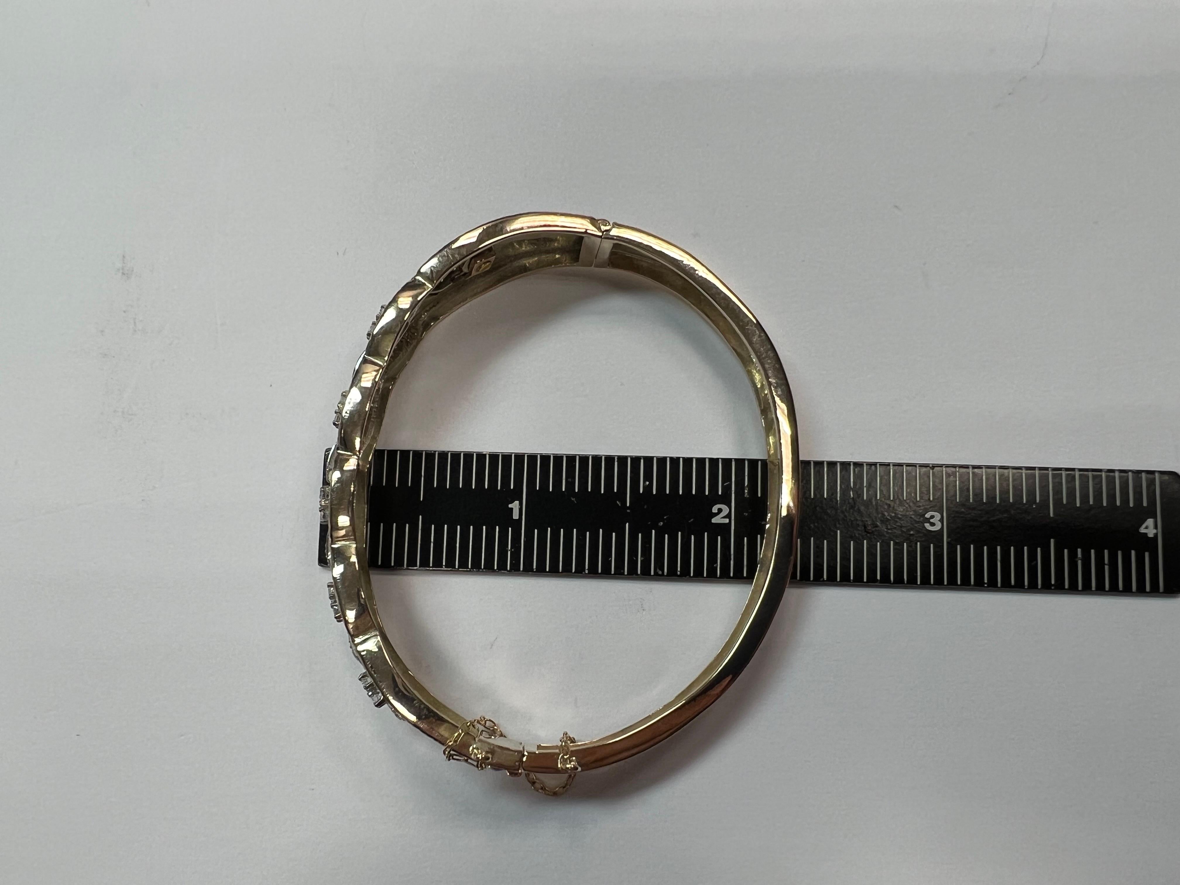 Retro Gold 0,75 Karat natürlicher Diamant im Einzelschliff & blauer Emaille-Armreif Circa 1960 im Zustand „Gut“ im Angebot in Los Angeles, CA