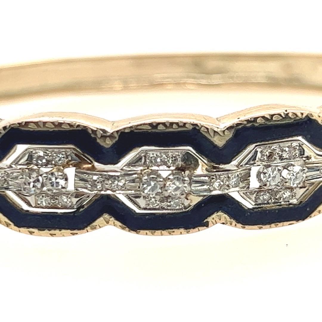 Retro Gold 0.75 Carat Natural Single Cut Diamond & Blue Enamel Bangle Circa 1960 For Sale 4